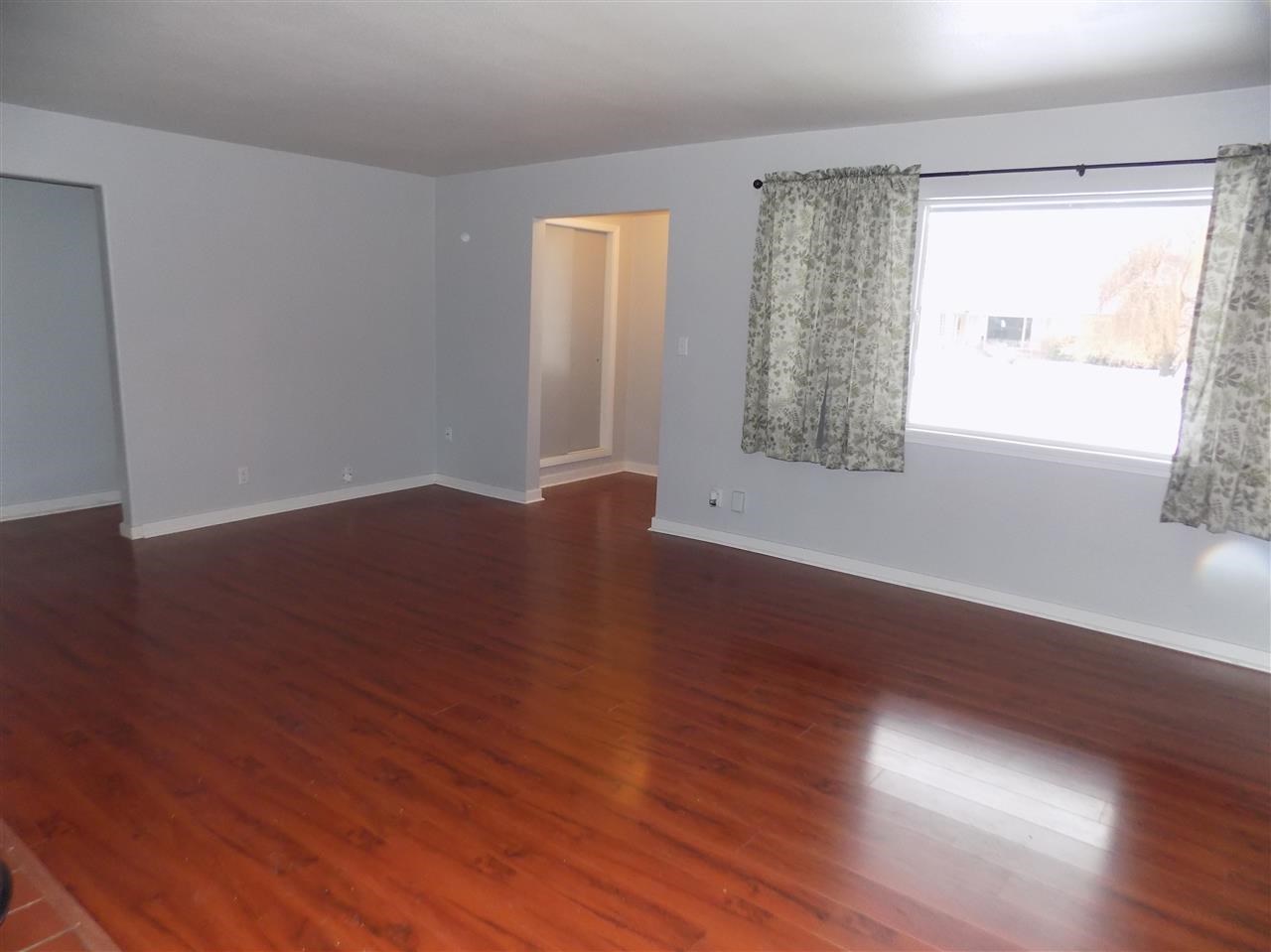 303 W Joseph Ave - Photo 3
