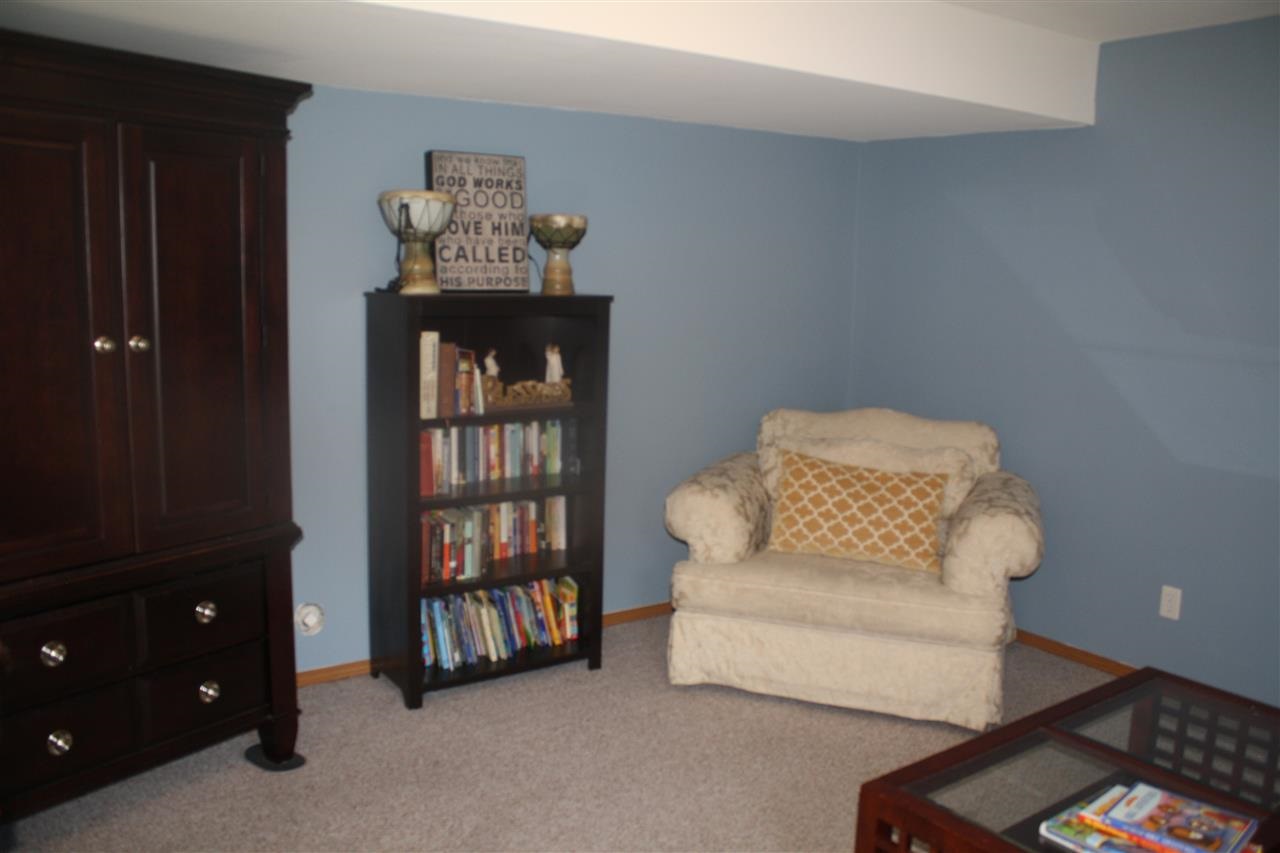 7115 N PINE ROCK - Photo 9