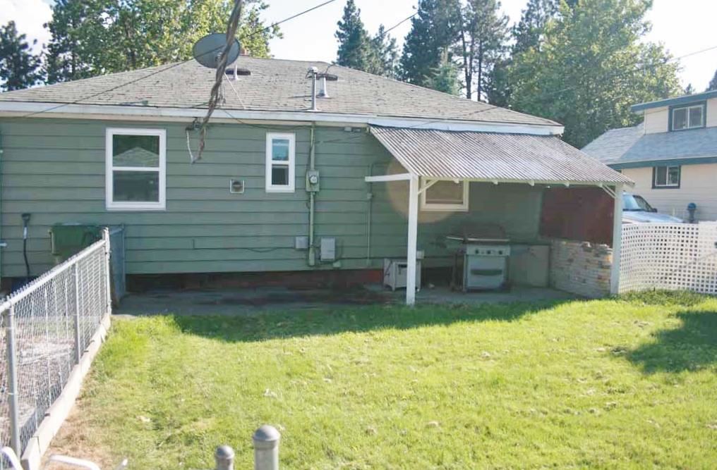 205 E Lacrosse Ave - Photo 11