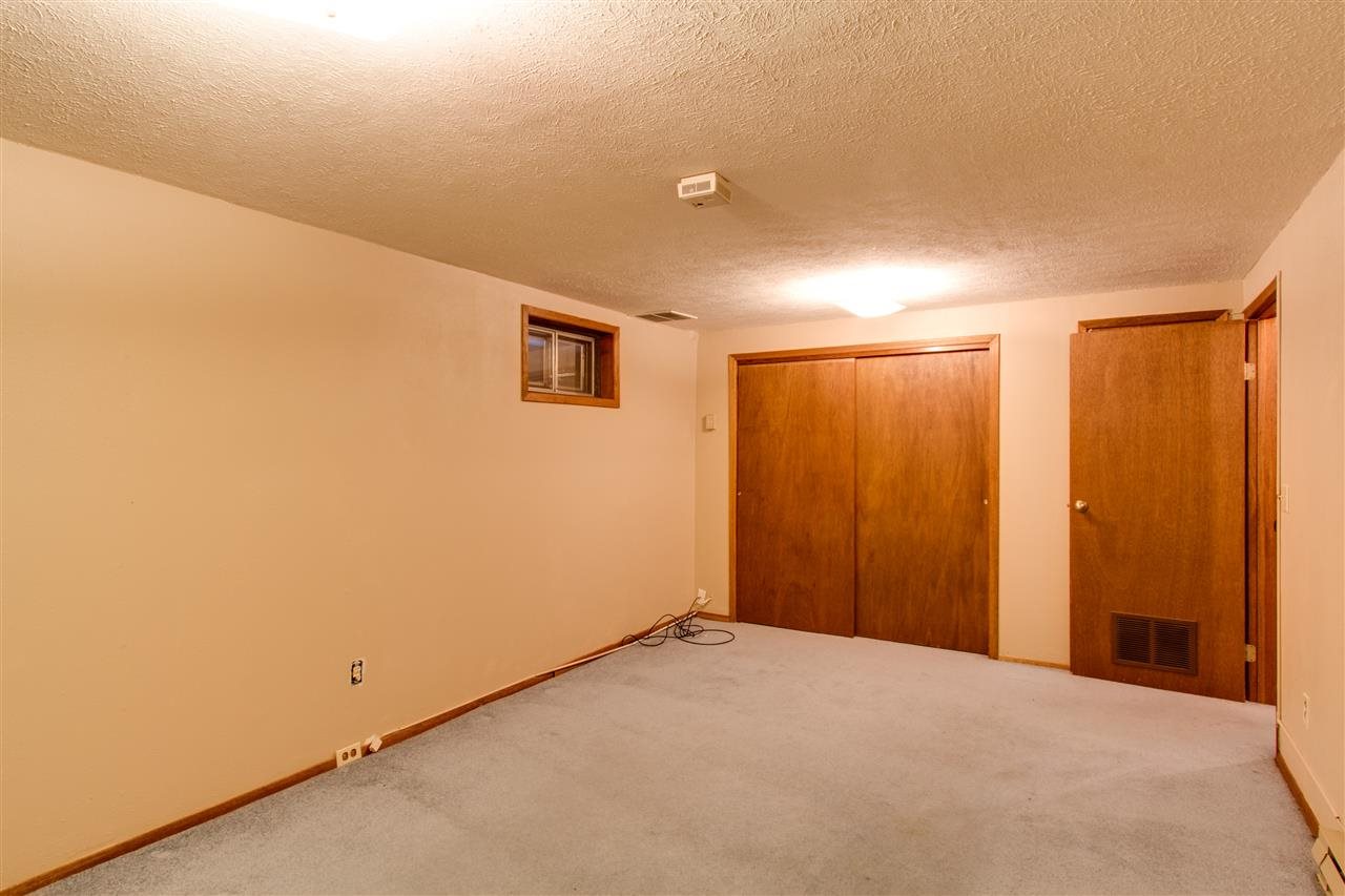815 E Cascade Pl - Photo 11