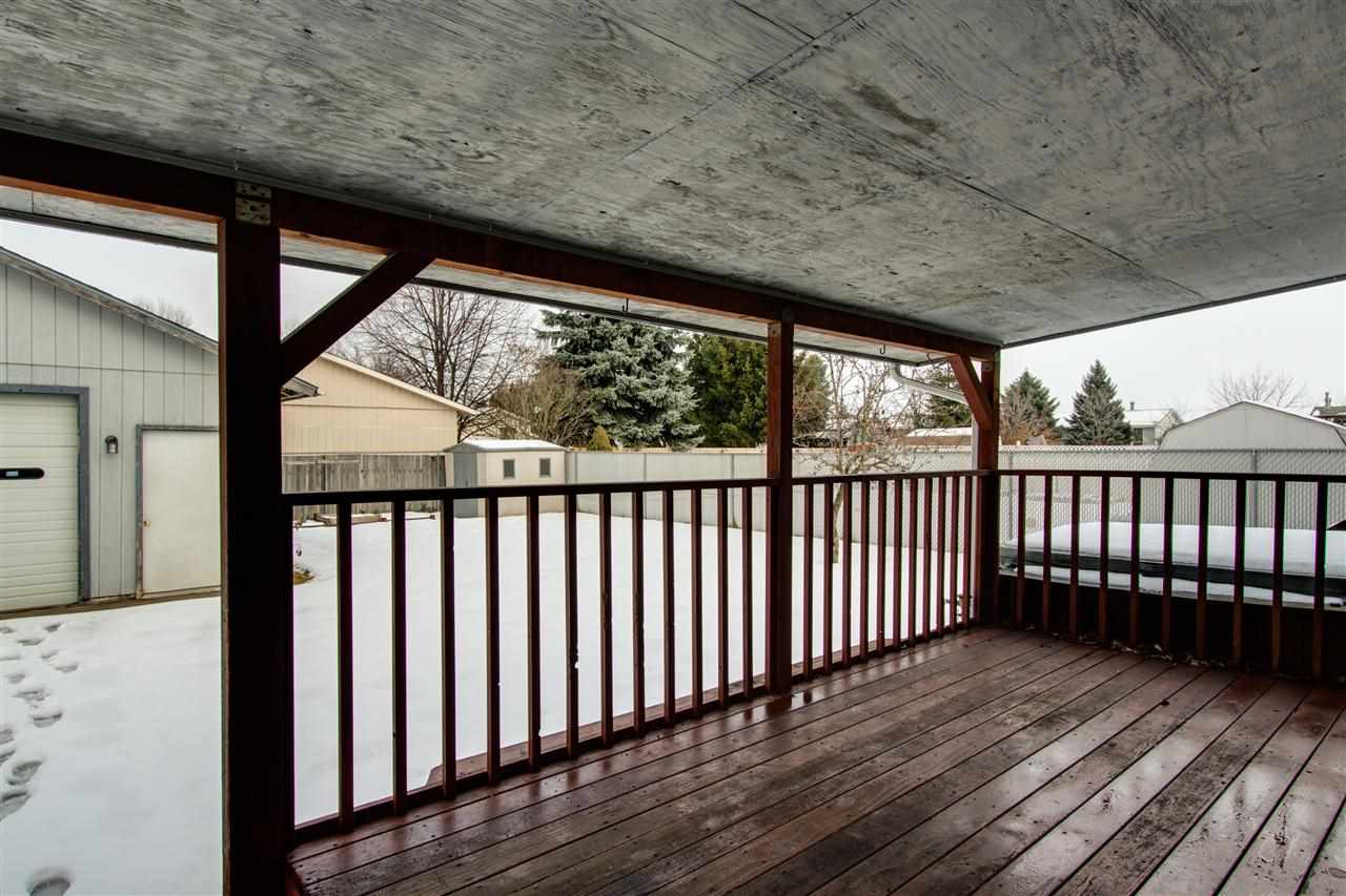 815 E Cascade Pl - Photo 14
