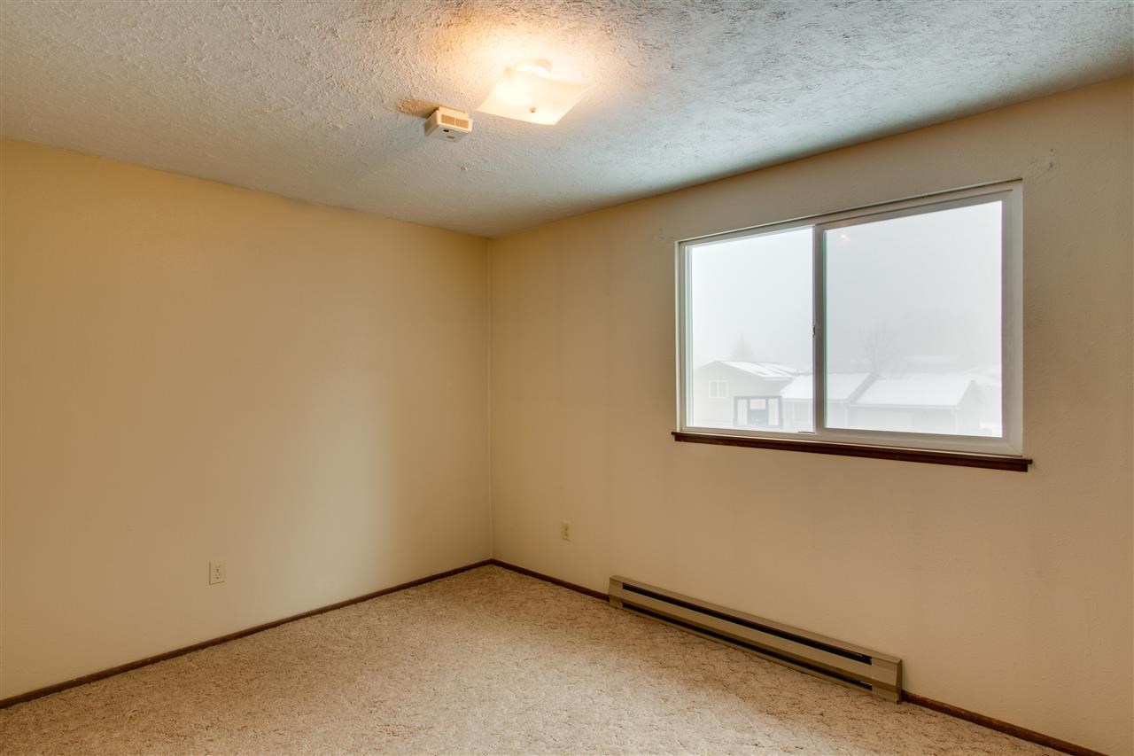 815 E Cascade Pl - Photo 8