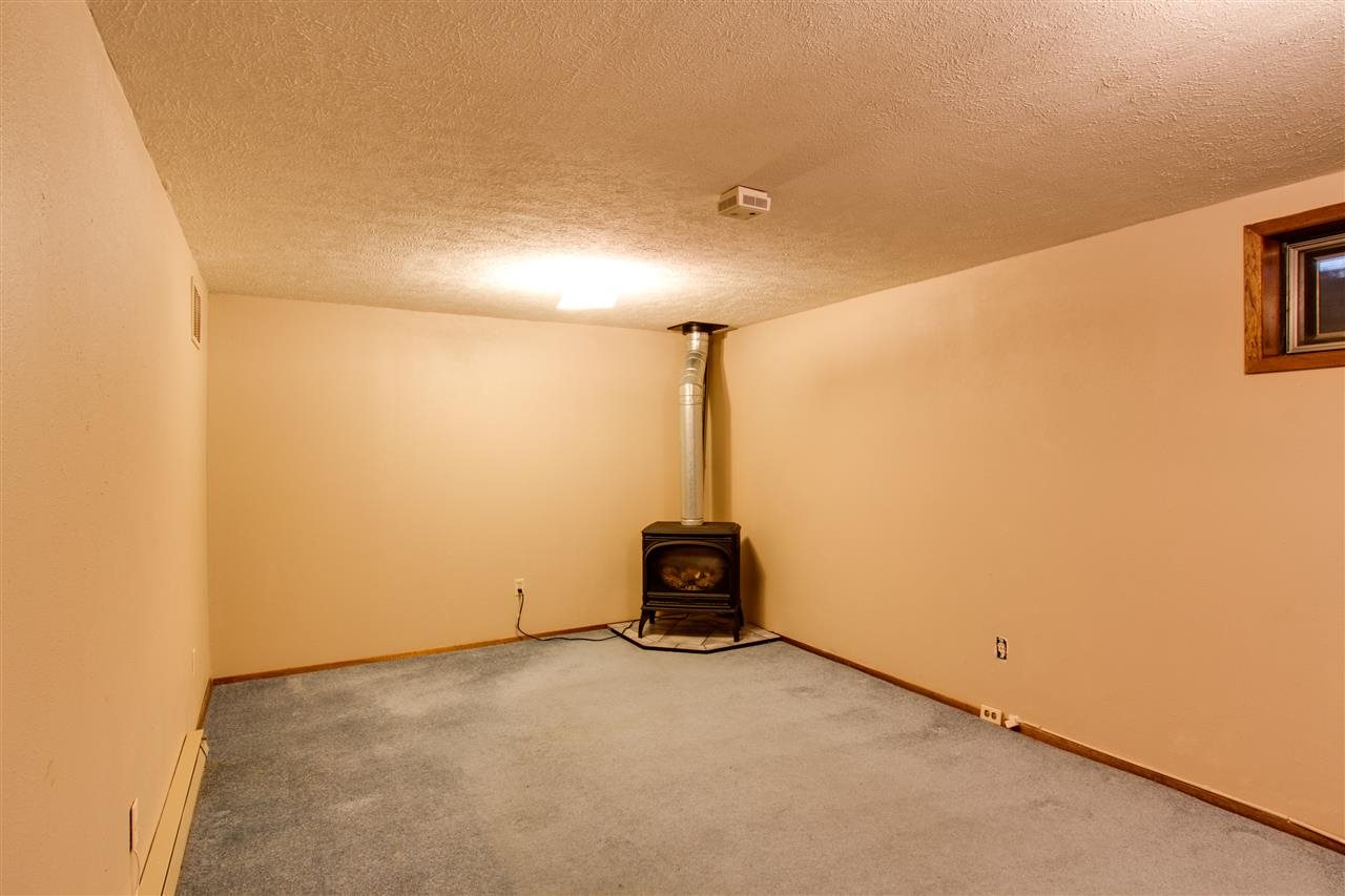 815 E Cascade Pl - Photo 9