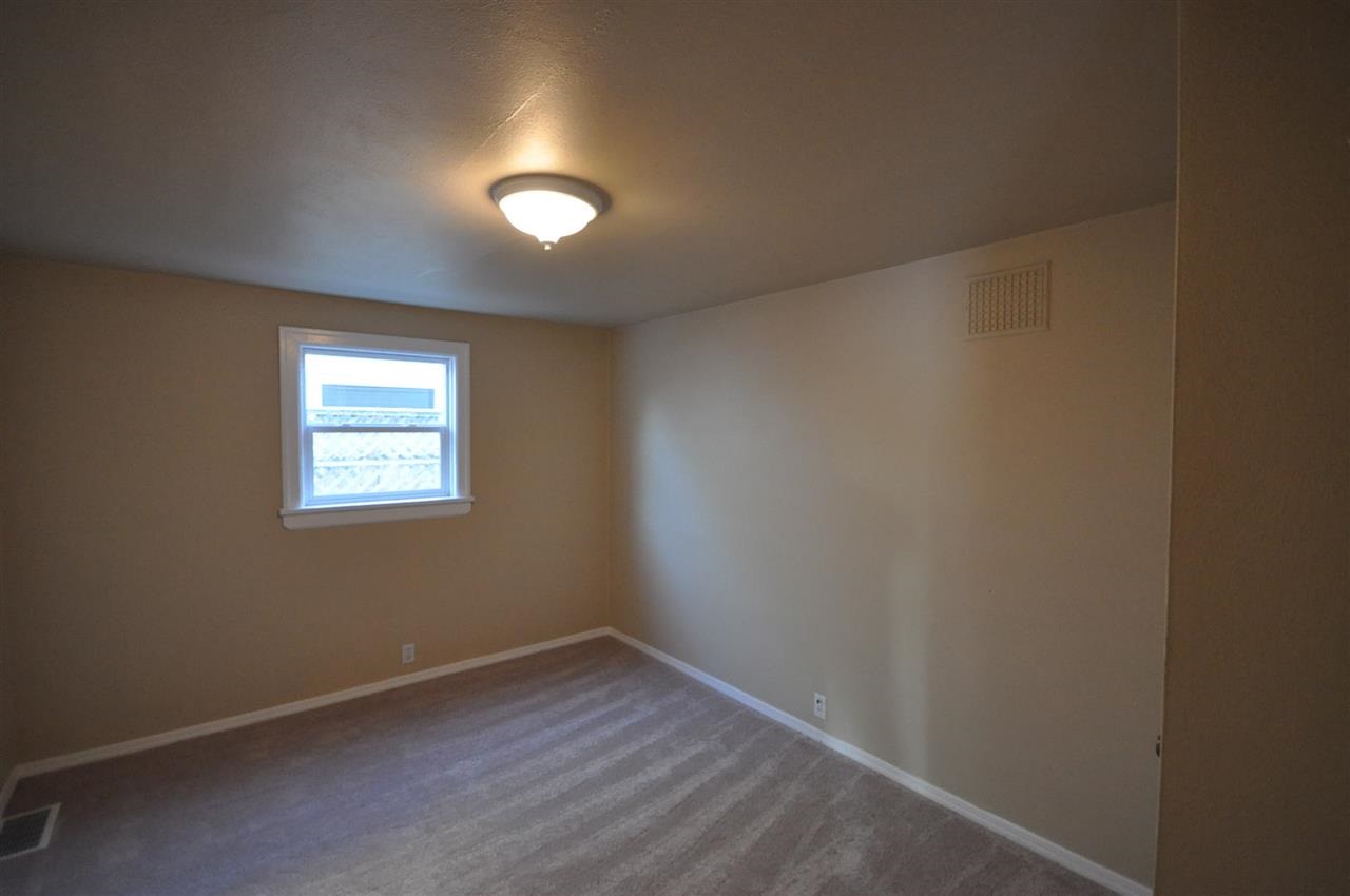 5308 N ELM St - Photo 7