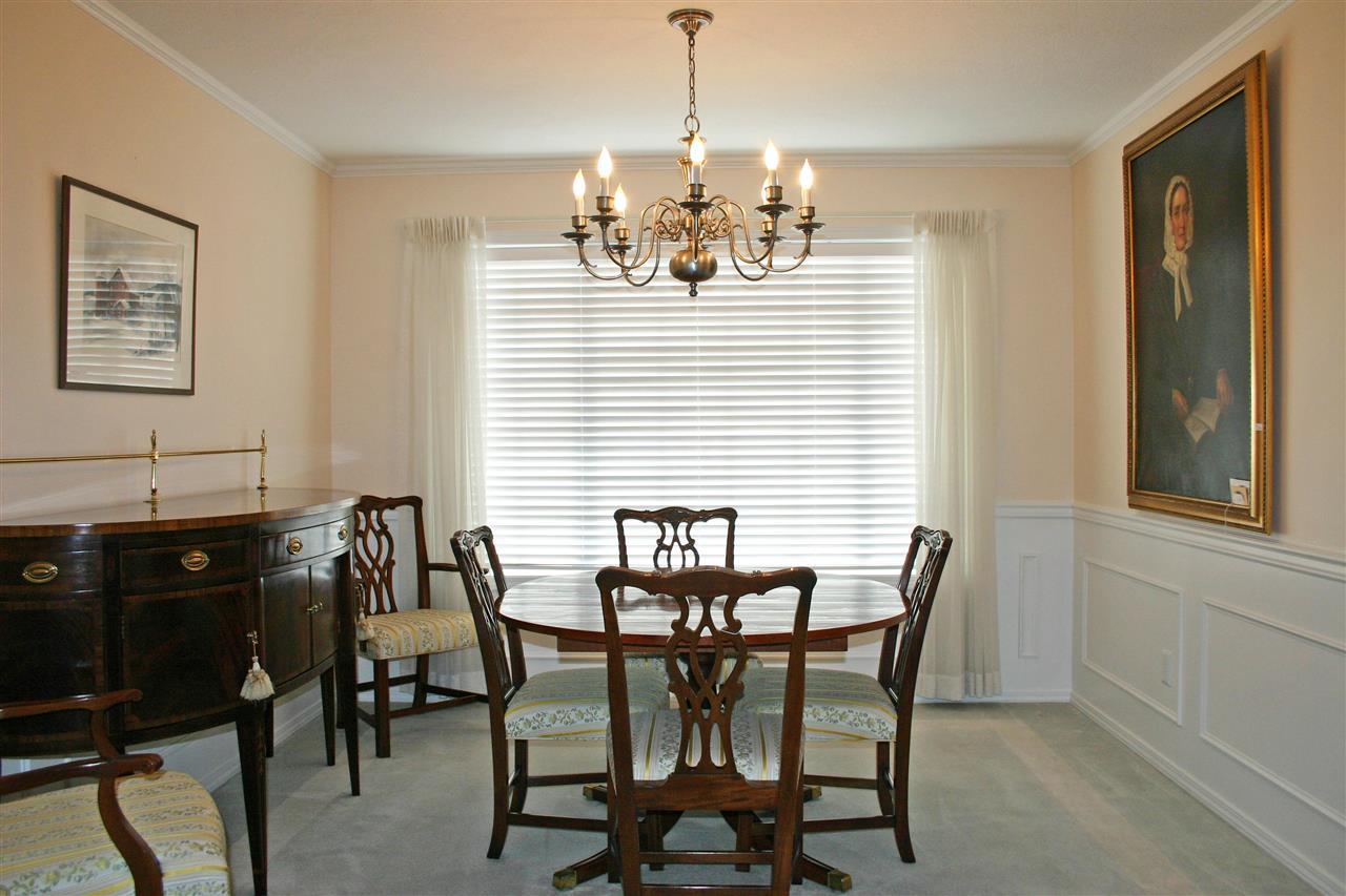 327 W Center St - Photo 8