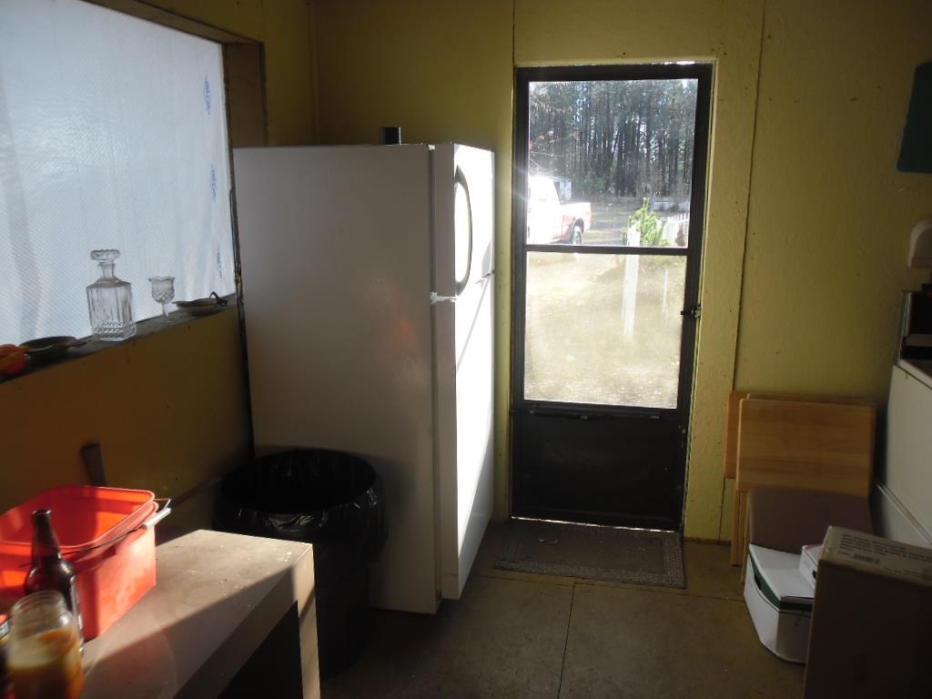 3417 E Oregon Rd - Photo 8
