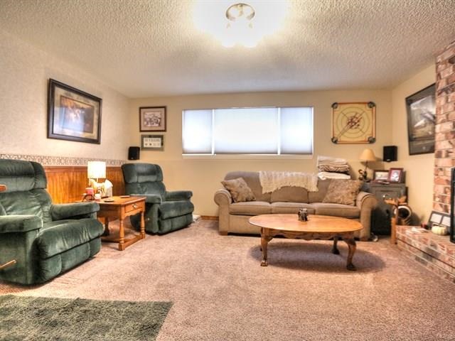 211 S Barker Rd - Photo 13