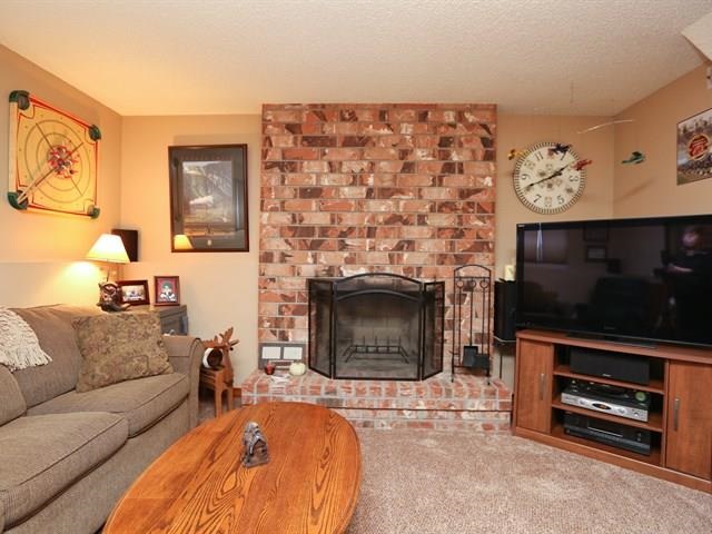 211 S Barker Rd - Photo 14
