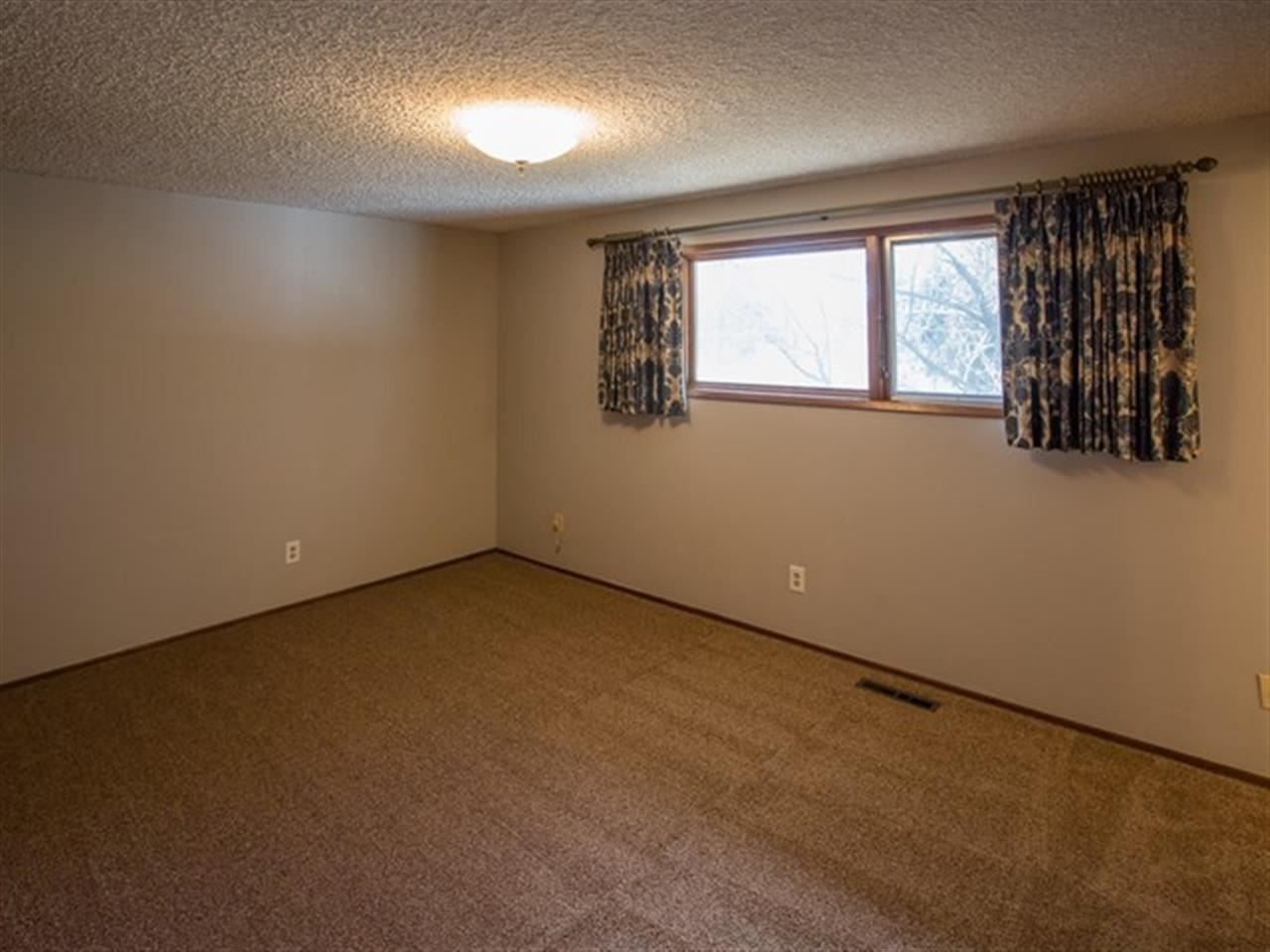 3821 W Indian Trail Rd - Photo 9