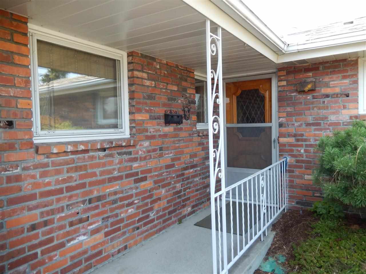 5823 N Drumheller - Photo 2