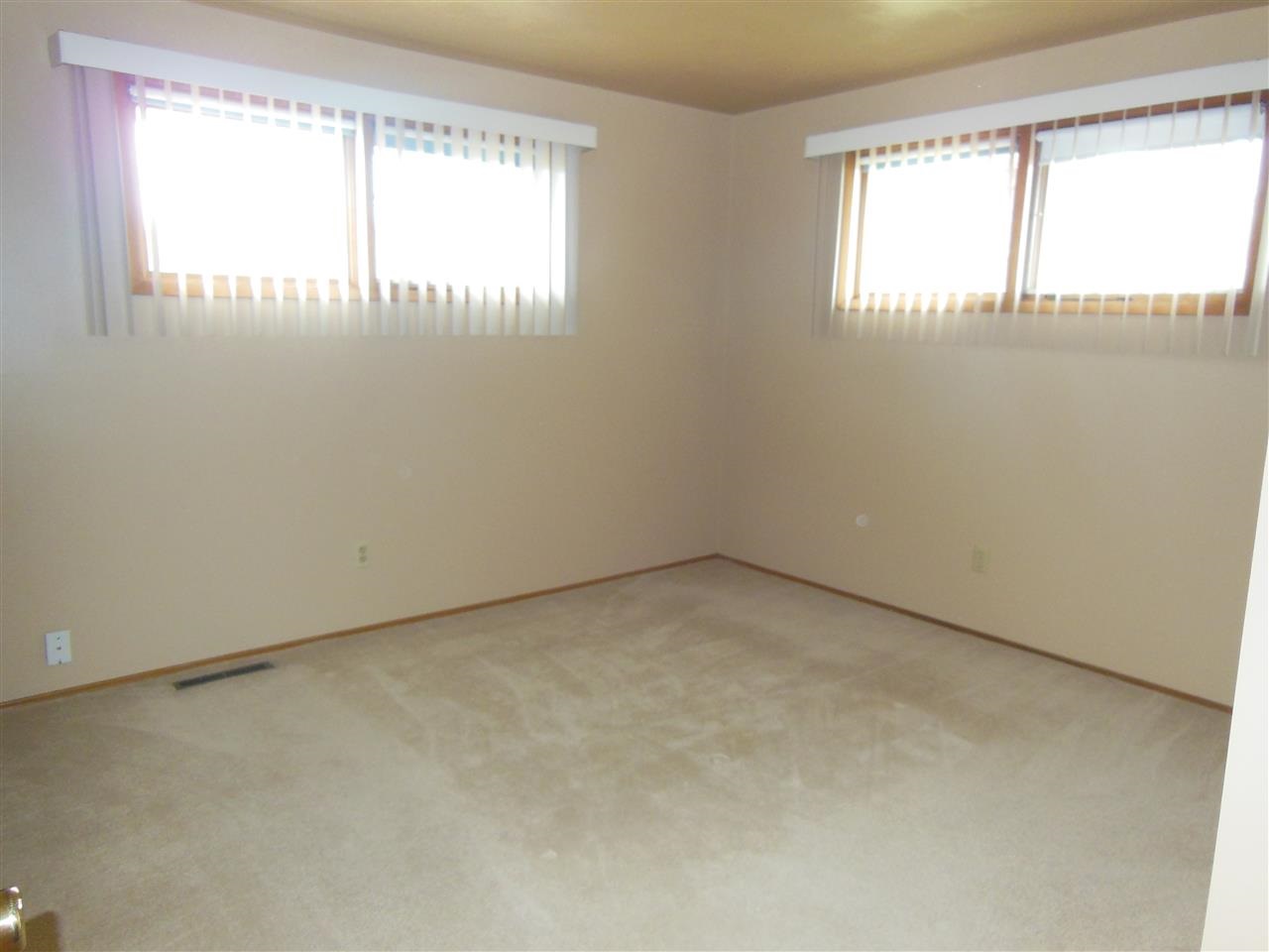 5823 N Drumheller - Photo 13
