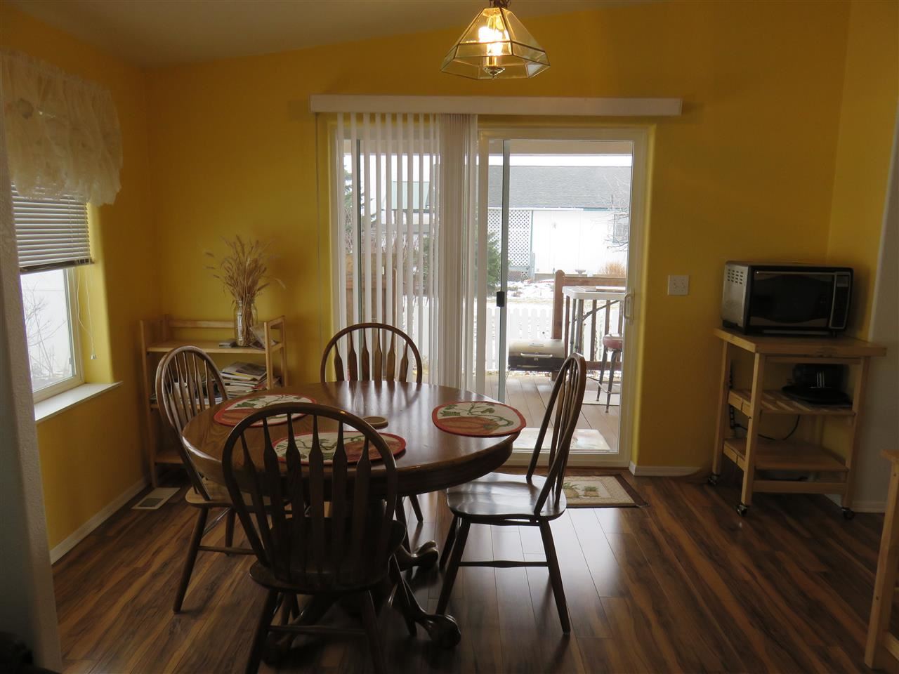 1410 Sinclair St. - Photo 4