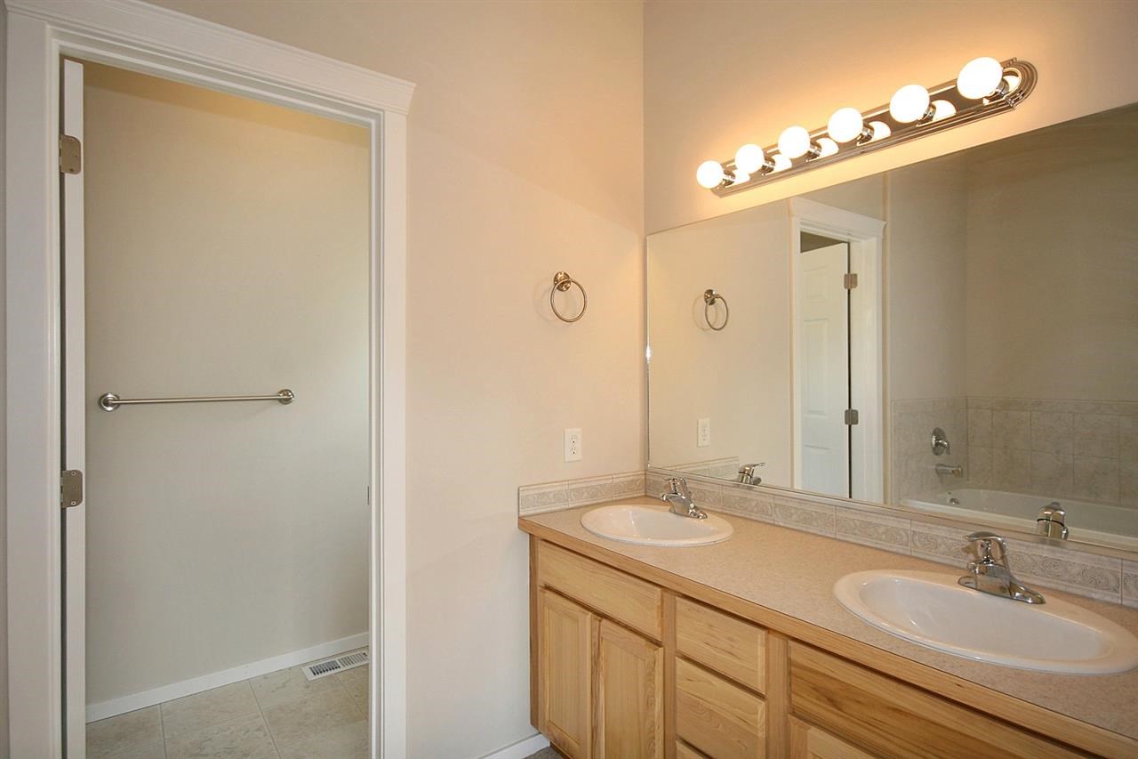 6019 Ruby Way - Photo 13