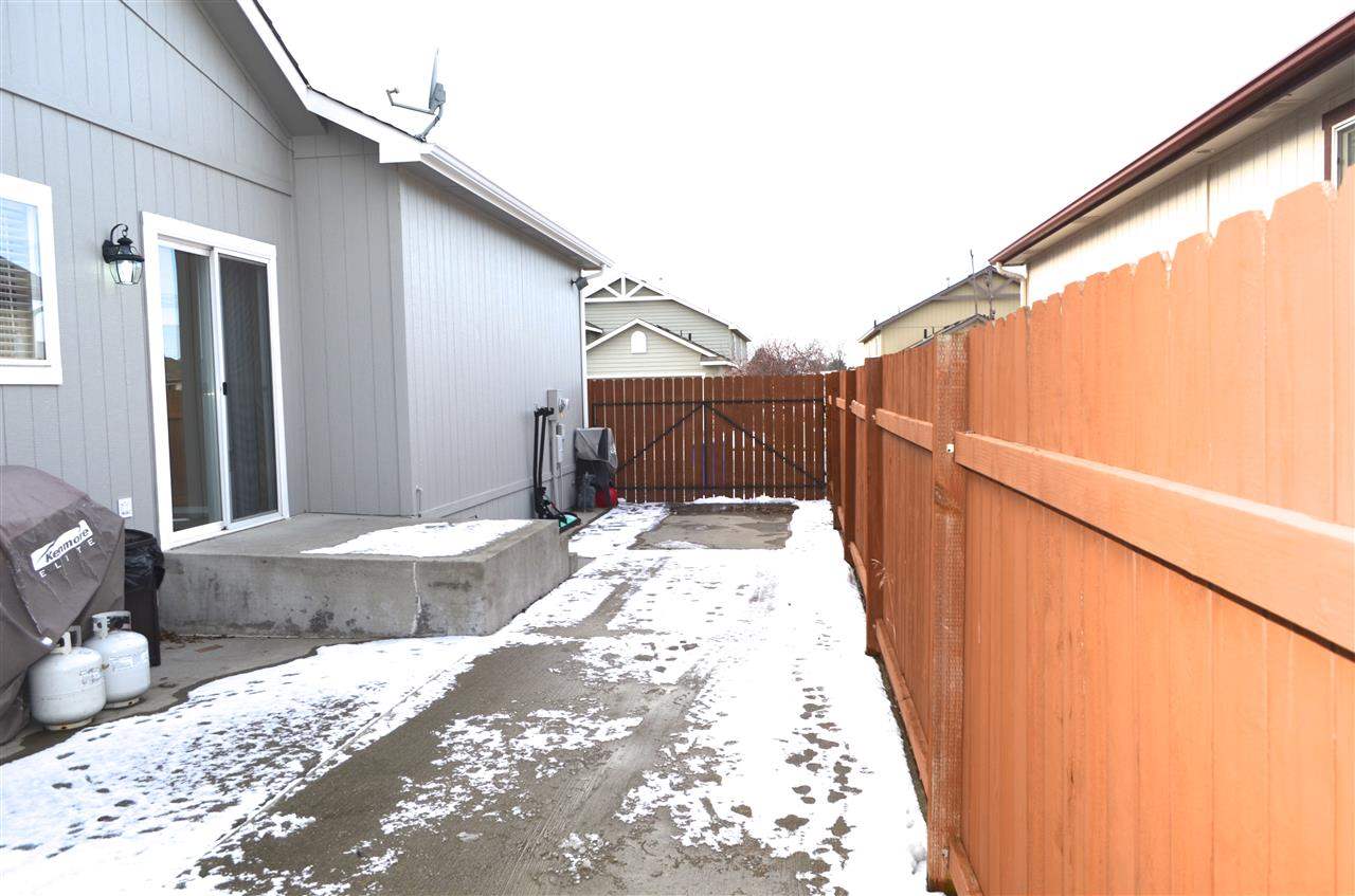 323 Manifold Ln - Photo 17
