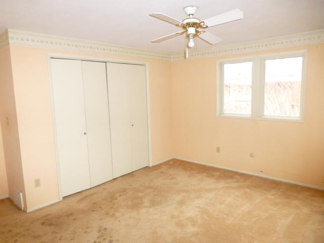 7112 N Drumheller St - Photo 9