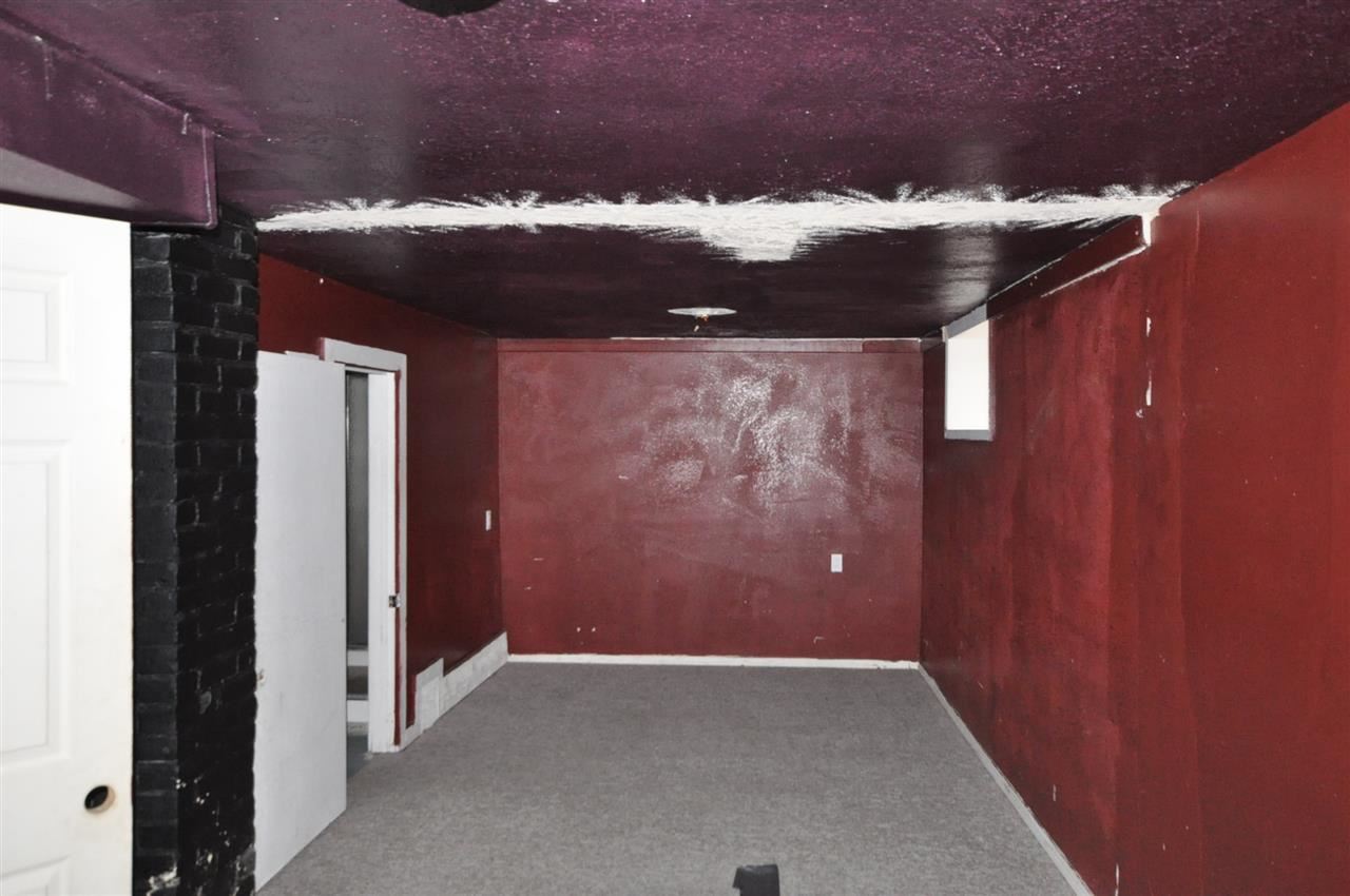 703 W NORA Ave - Photo 12