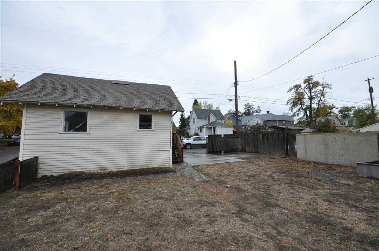 703 W NORA Ave - Photo 19