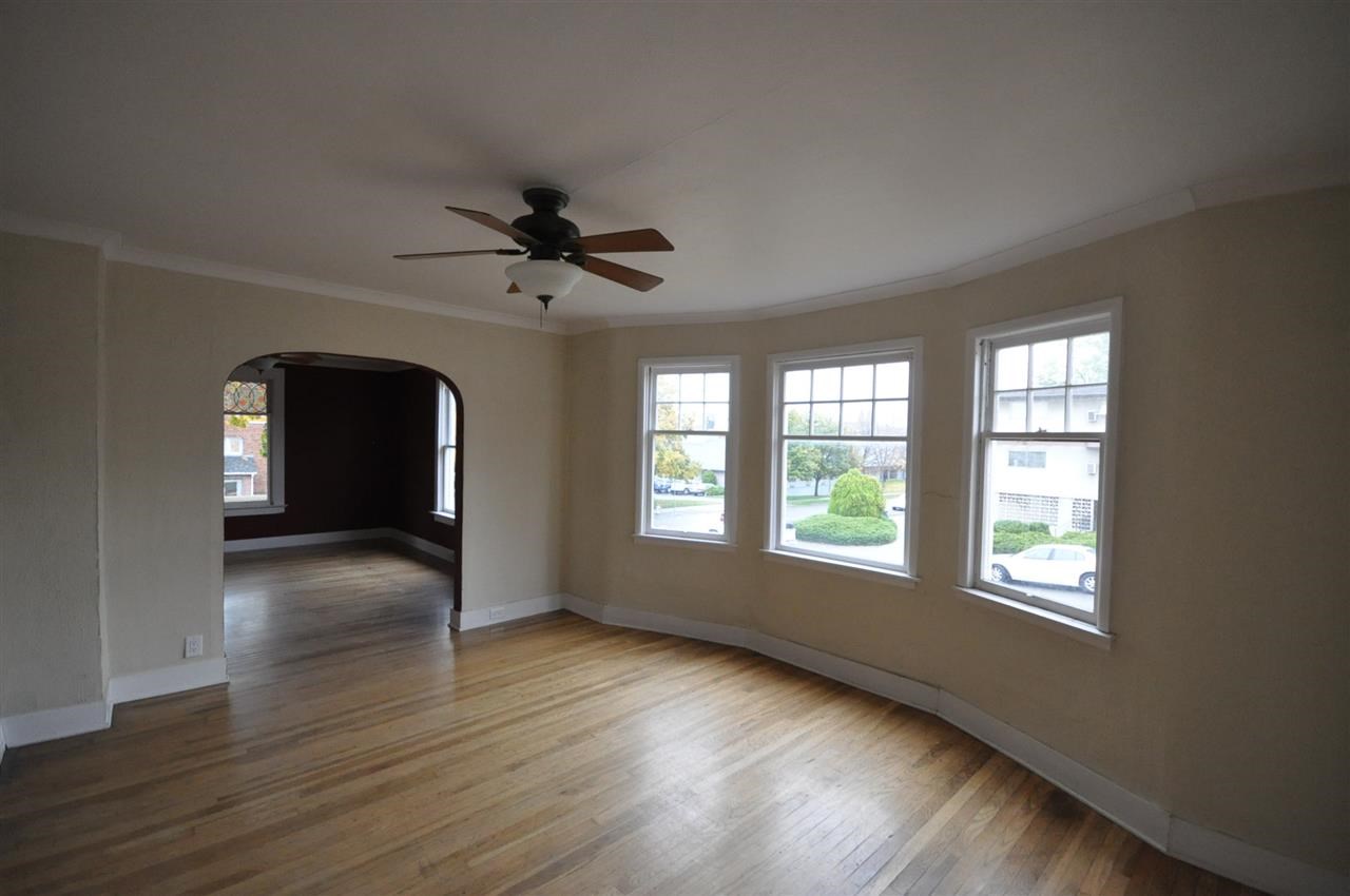 703 W NORA Ave - Photo 3