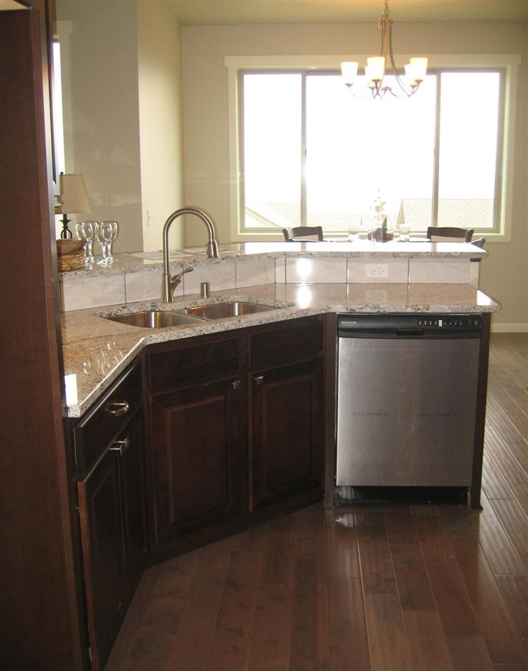 8802 E Clearview - Photo 5