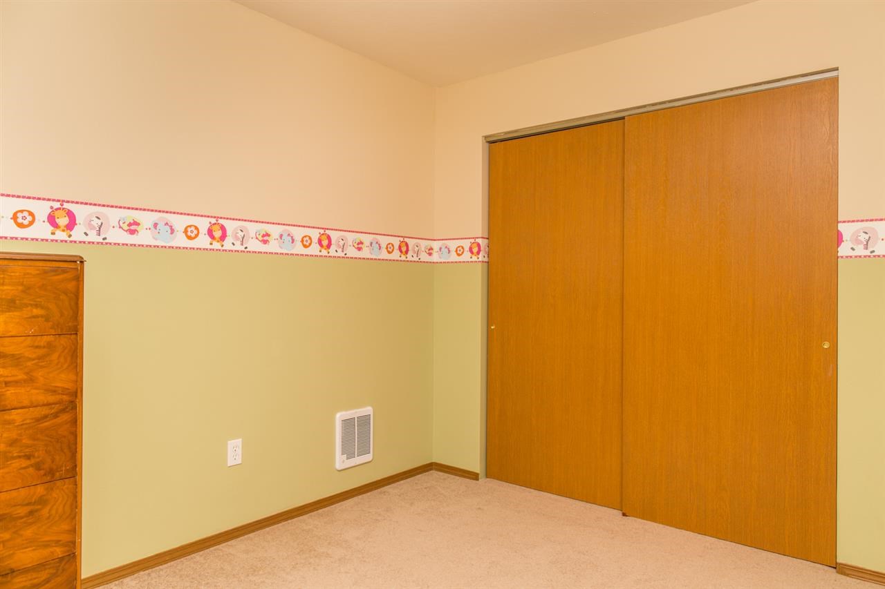 5913 N Foothills Ln - Photo 8