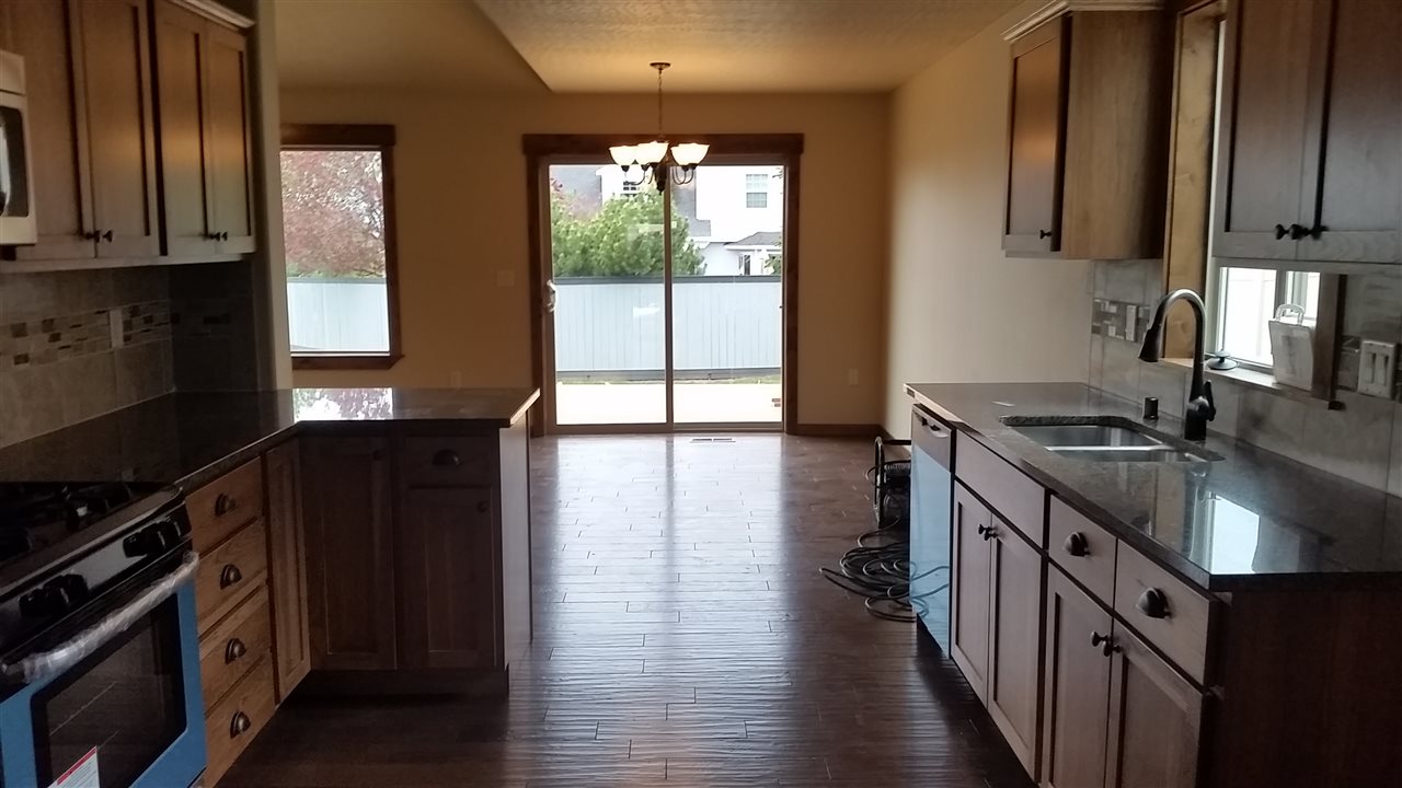 2603 W Kammi - Photo 3
