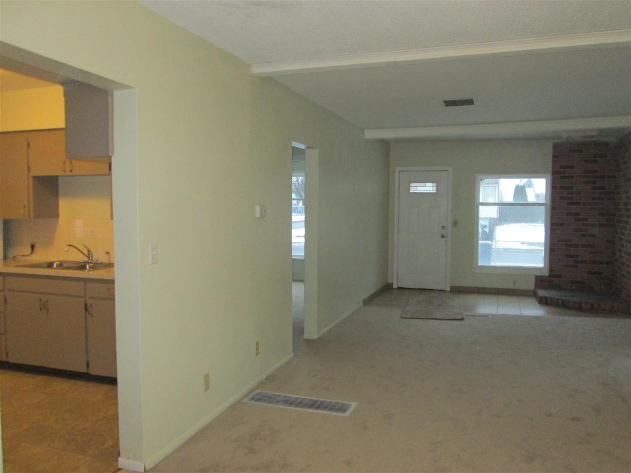 1604 E Broad Ave - Photo 3