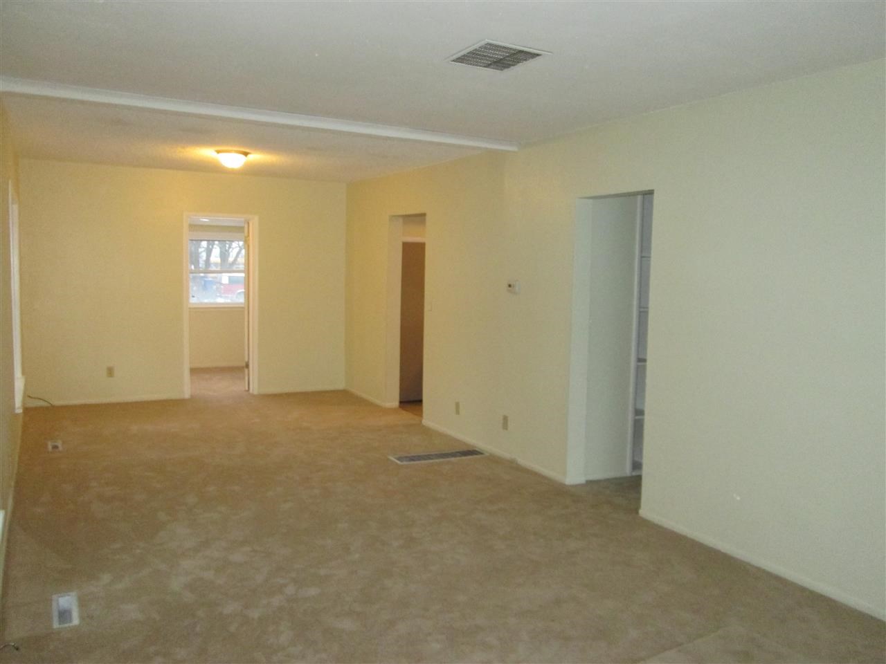 1604 E Broad Ave - Photo 4