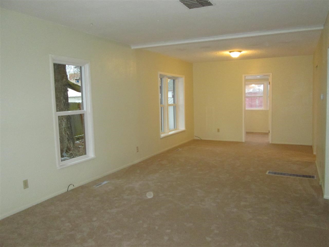 1604 E Broad Ave - Photo 5