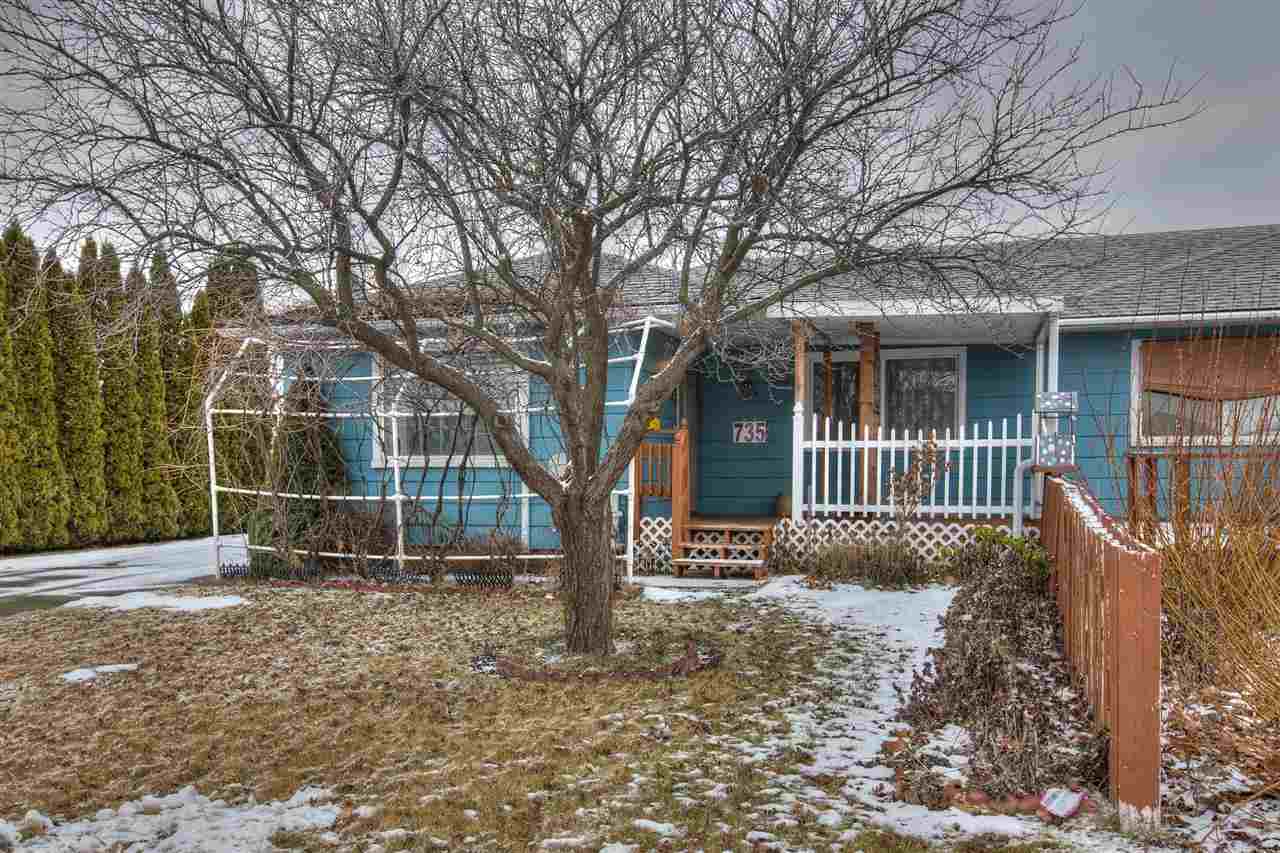 735 S Lawson St - Photo 3