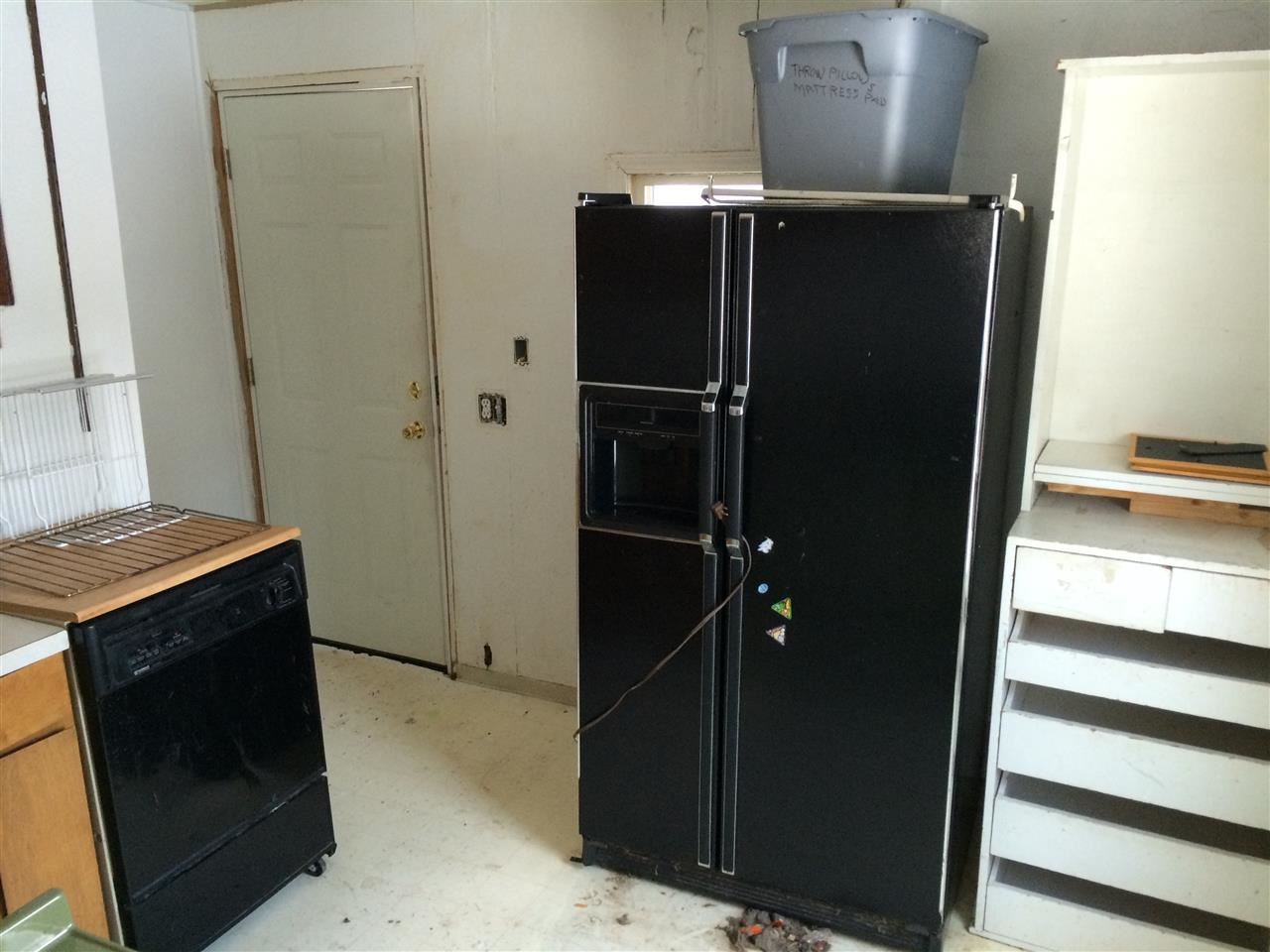 211 S High St - Photo 13