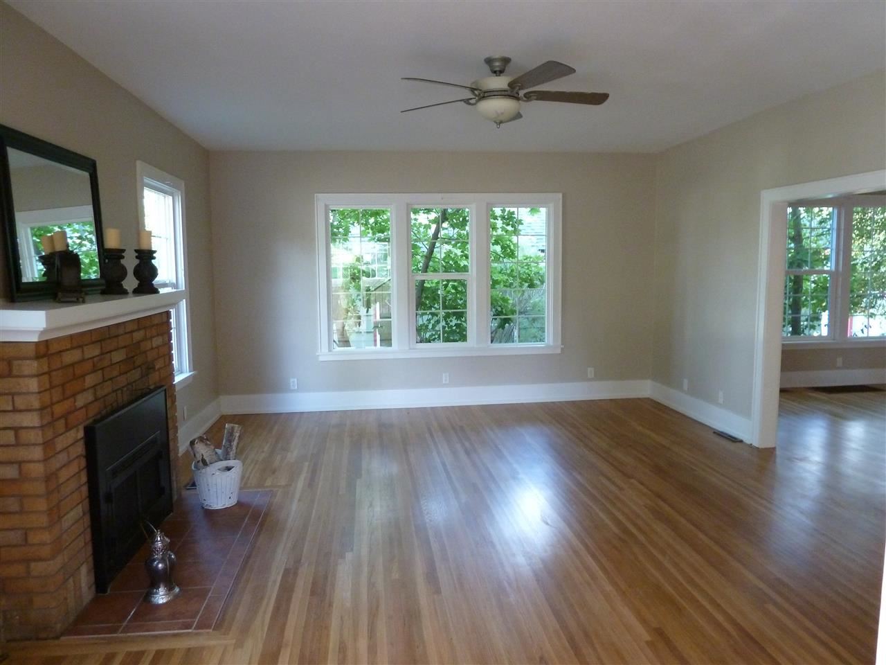 318 G St - Photo 16
