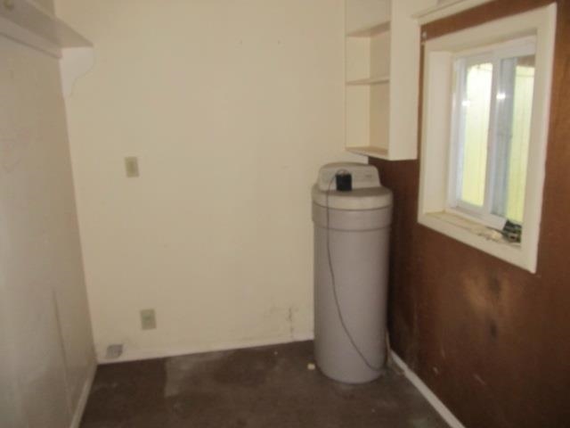 911 South Ave - Photo 8