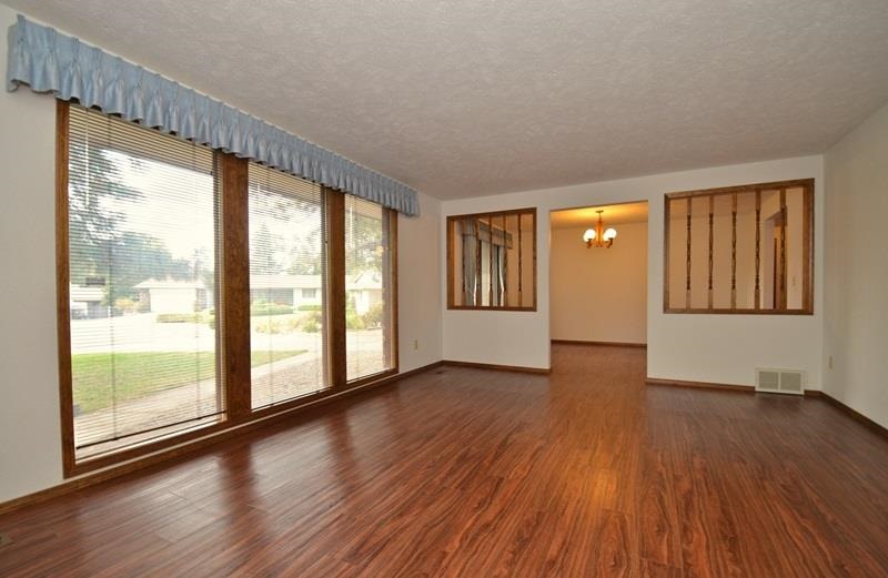 8714 N Kelly Ct - Photo 5