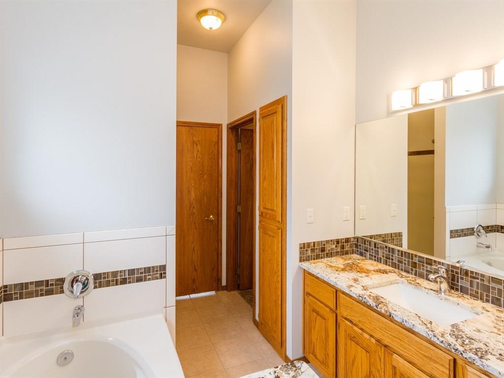 519 N Village Ln - Photo 12