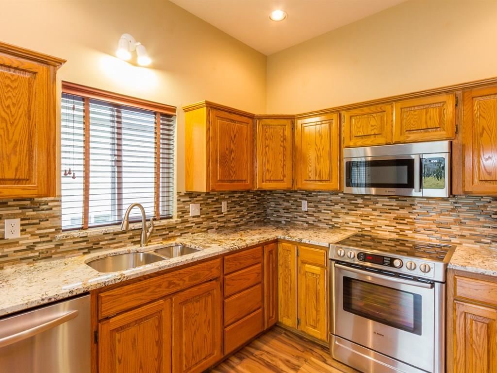 519 N Village Ln - Photo 4