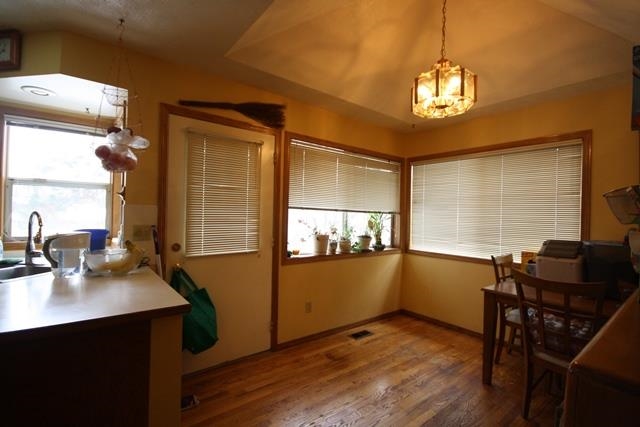5209 S Magnolia St - Photo 9