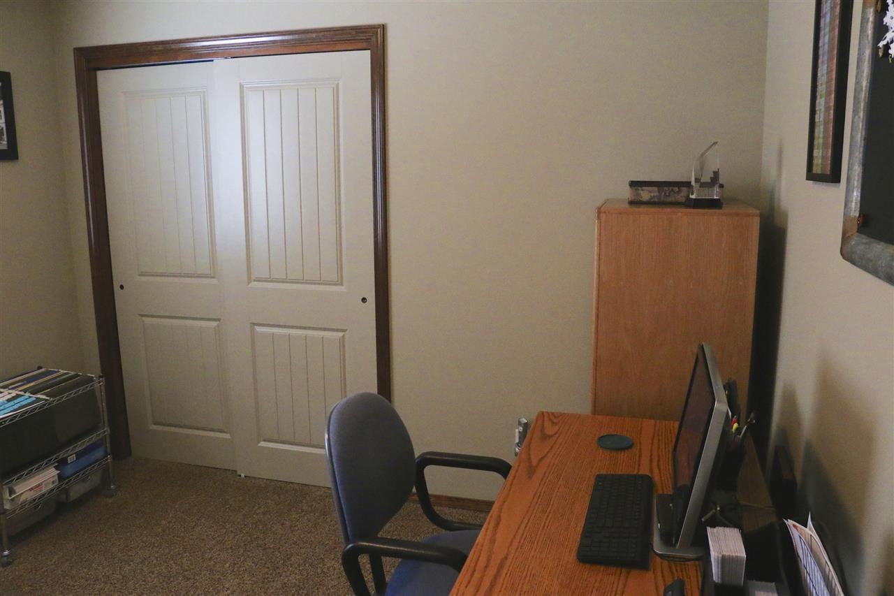 824 E Erickson Ct - Photo 10