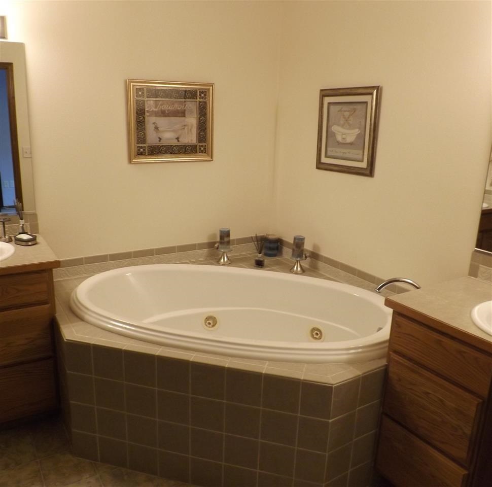 406 S Moore Ln - Photo 14