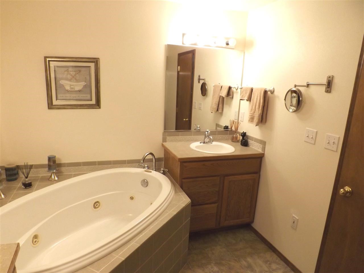 406 S Moore Ln - Photo 15