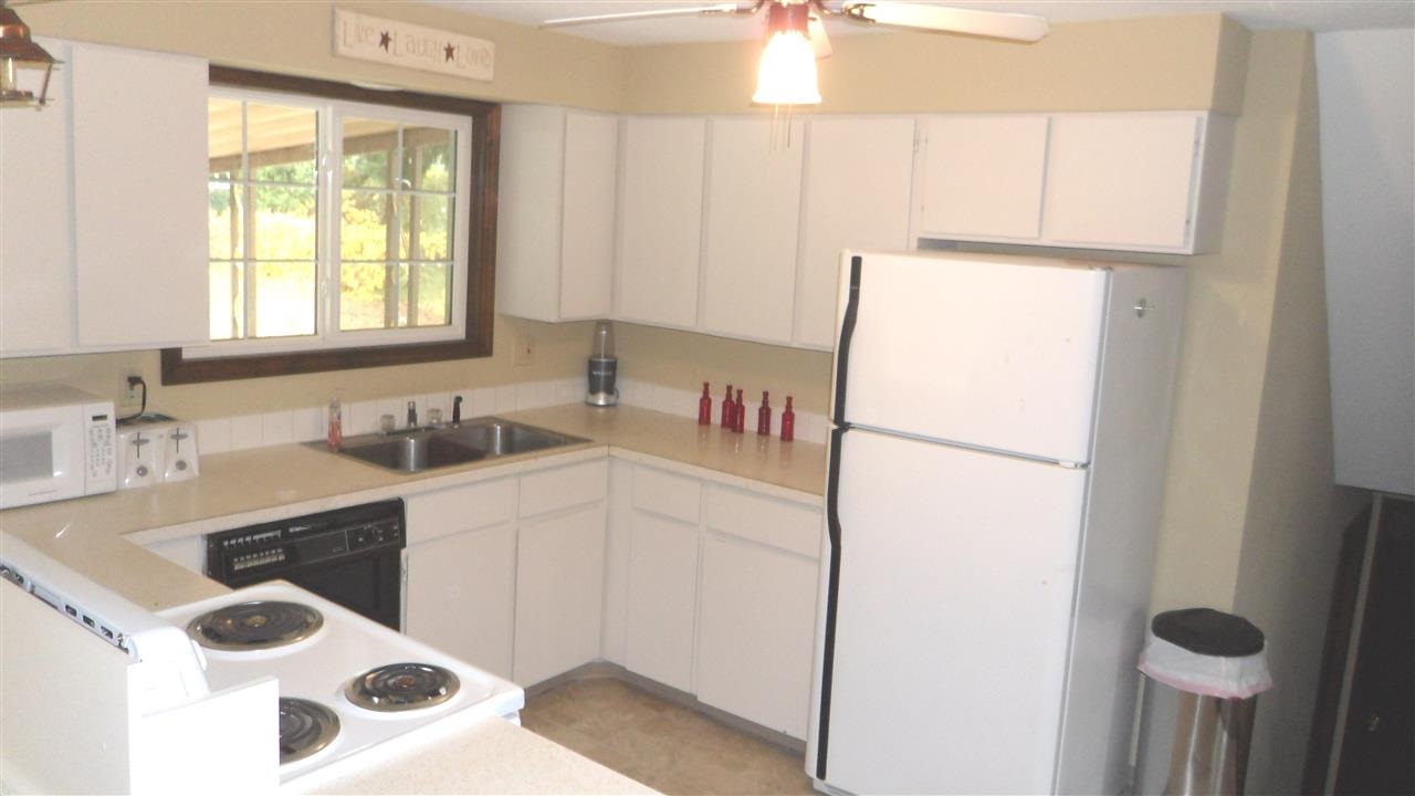 14314 E 16th Ave - Photo 5