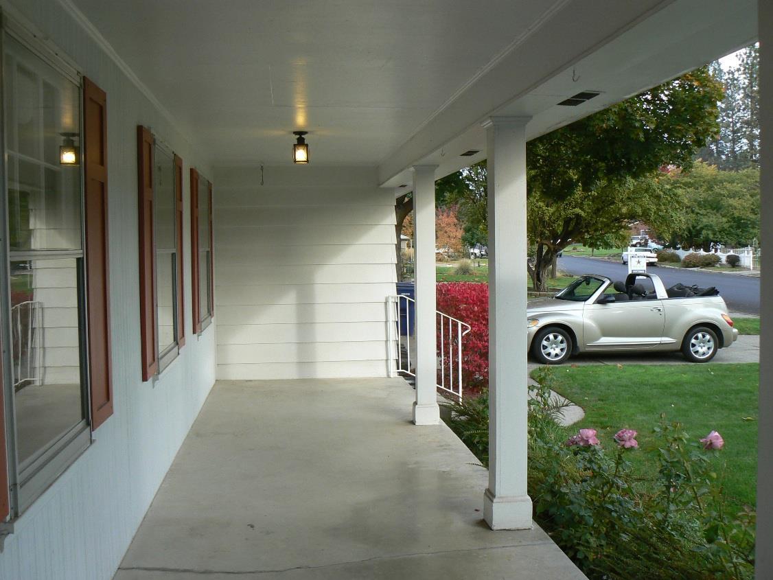 1015 E 43rd Ave - Photo 18