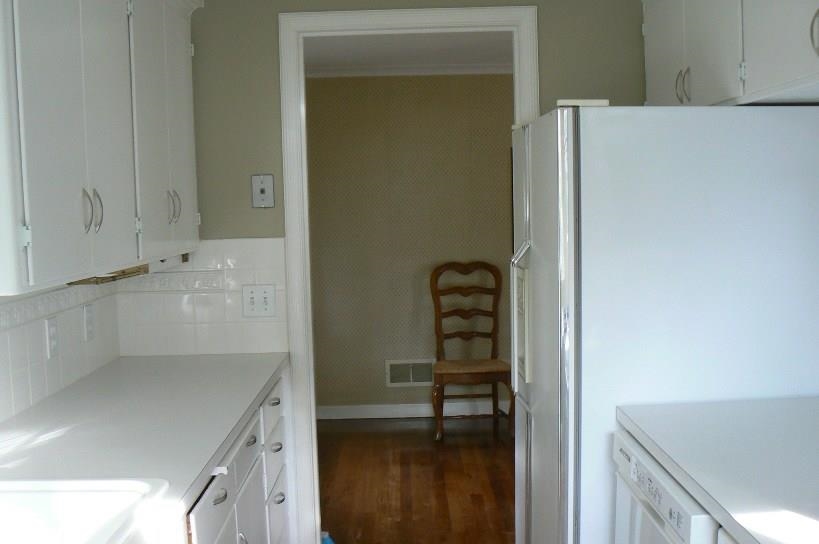 1015 E 43rd Ave - Photo 6