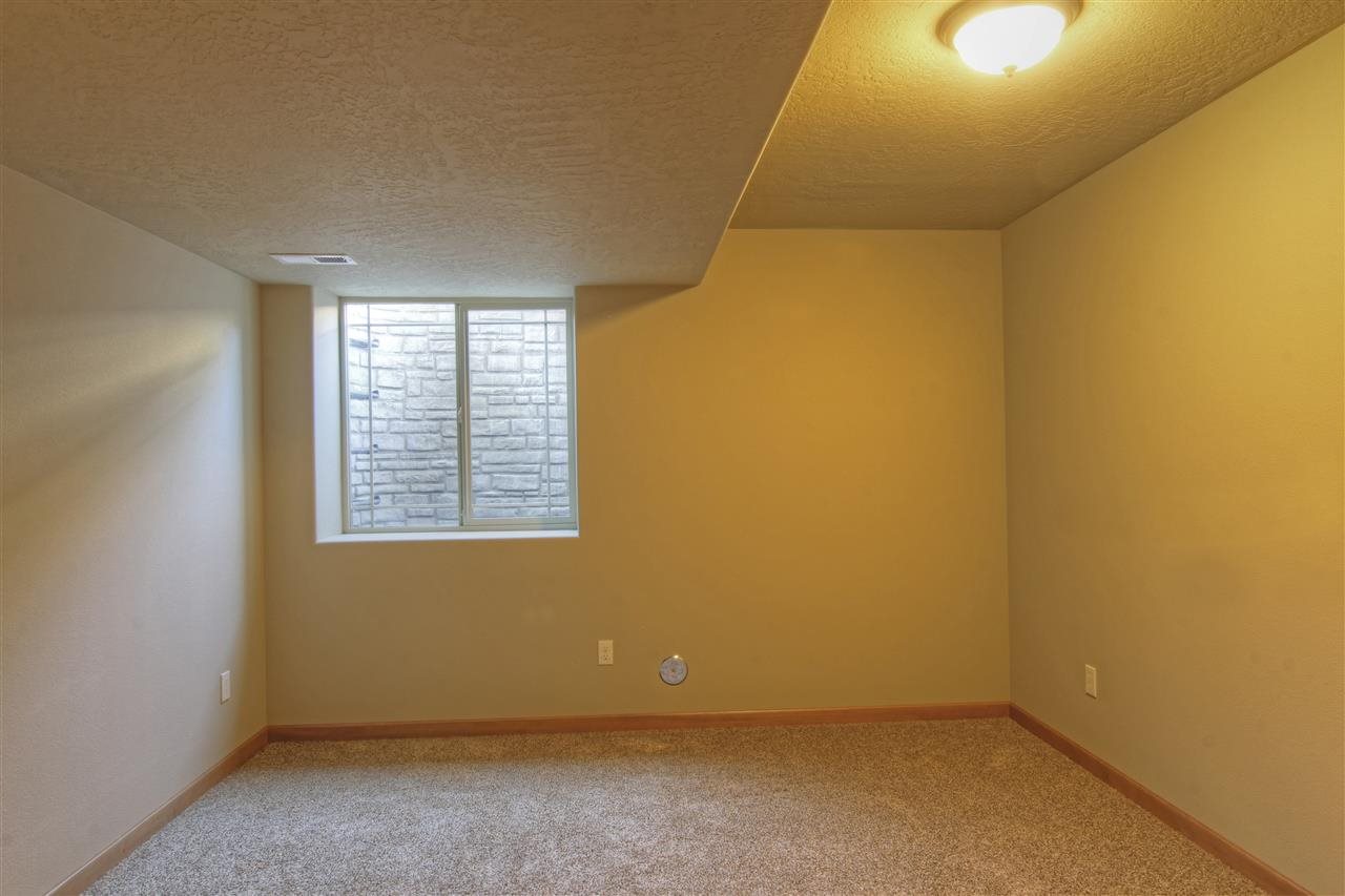 2022 S Incline Dr. - Photo 15