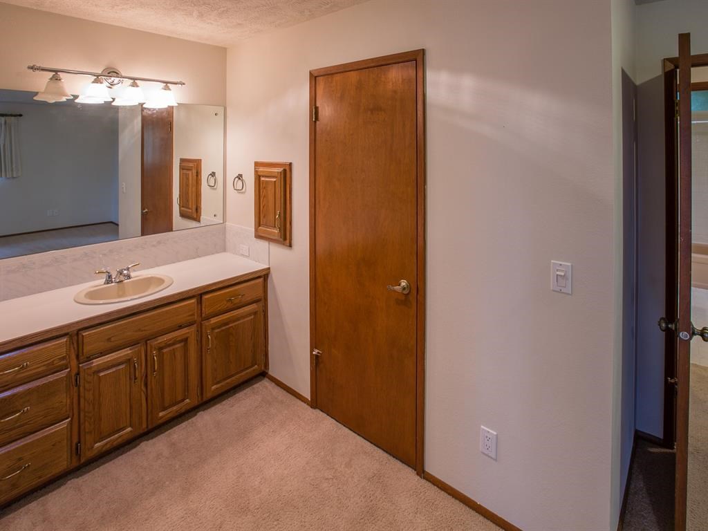 3815 S Ridgeview Dr - Photo 13