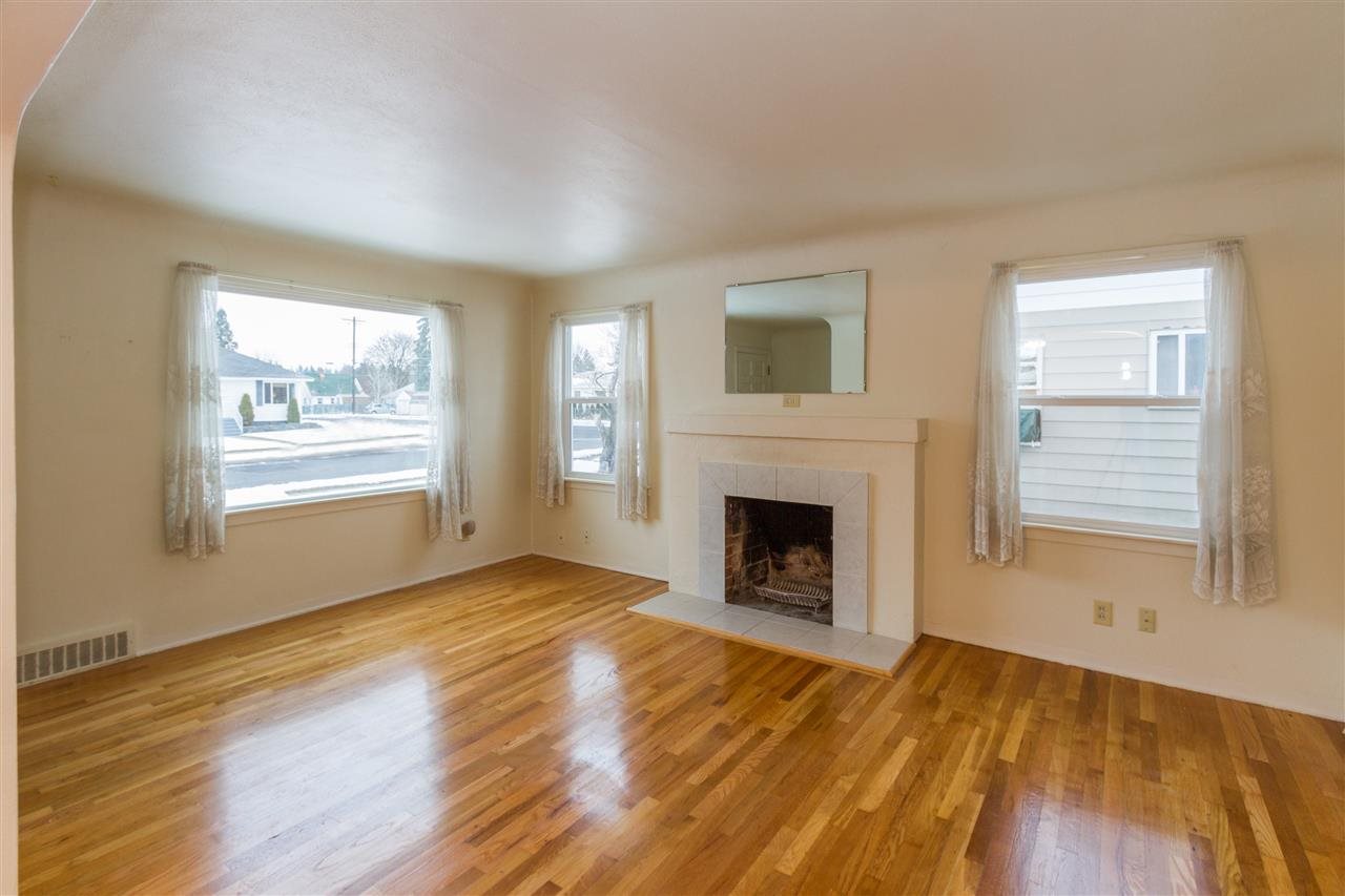 3507 W Walton Ave - Photo 2