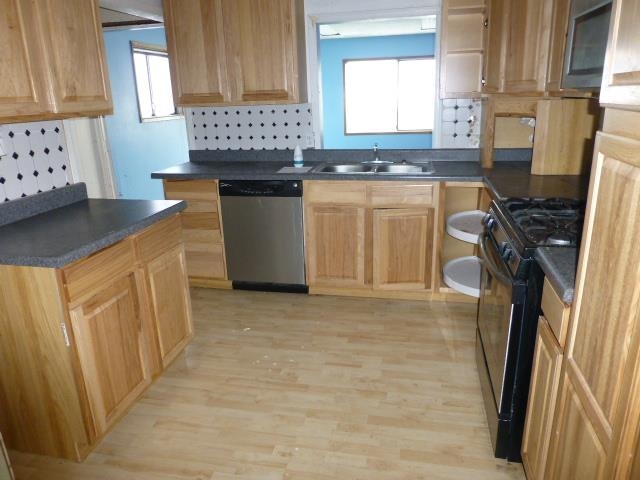 4208 N Madison St - Photo 5