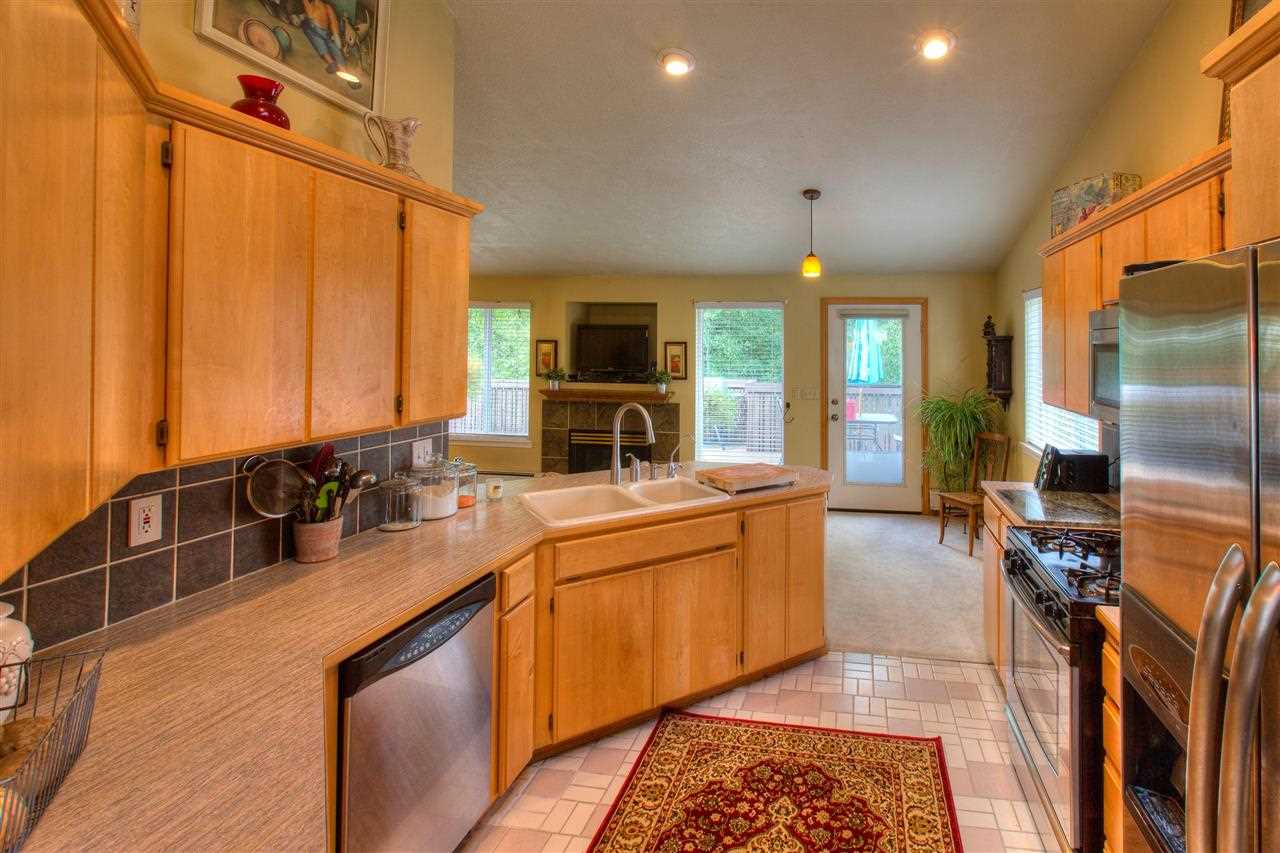4235 E 14th Ave - Photo 6