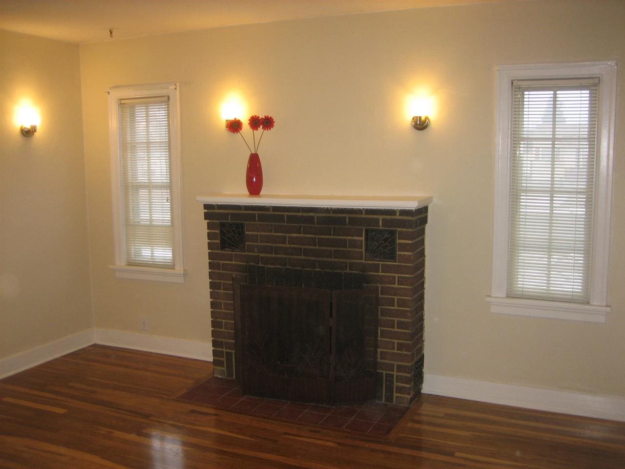 3614 N NORMANDIE St - Photo 5