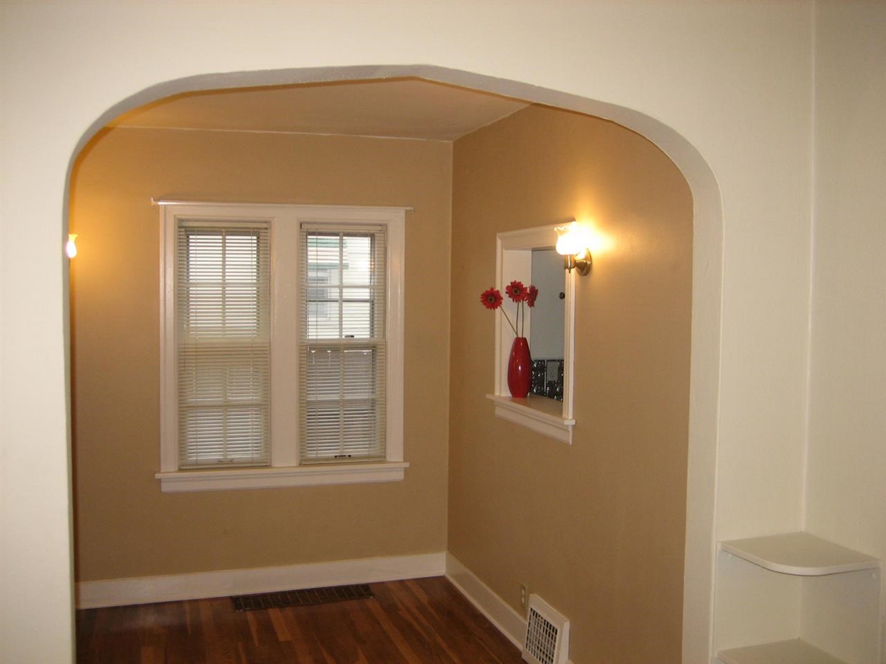 3614 N NORMANDIE St - Photo 6