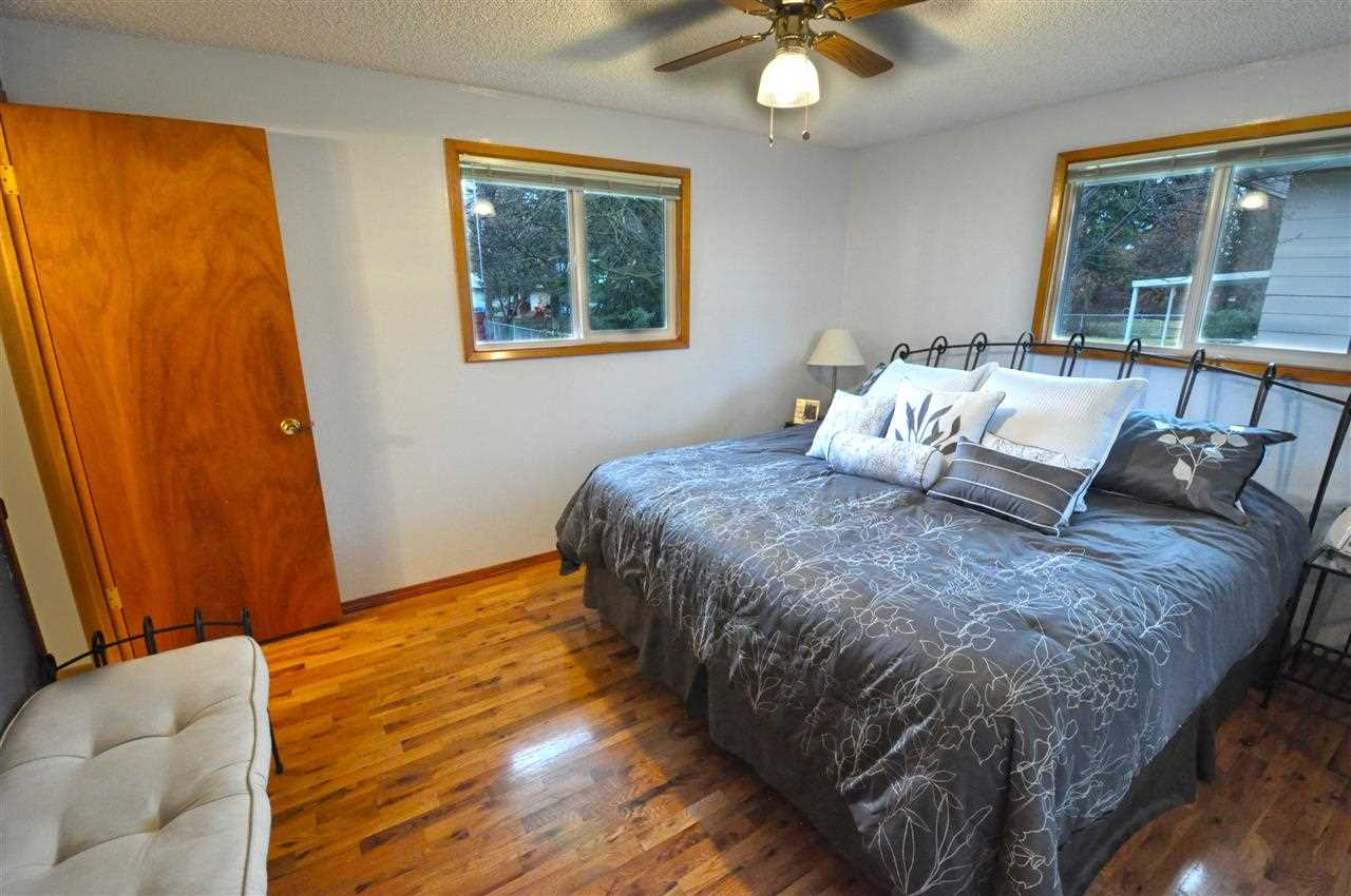 13203 E 9th Ave - Photo 11